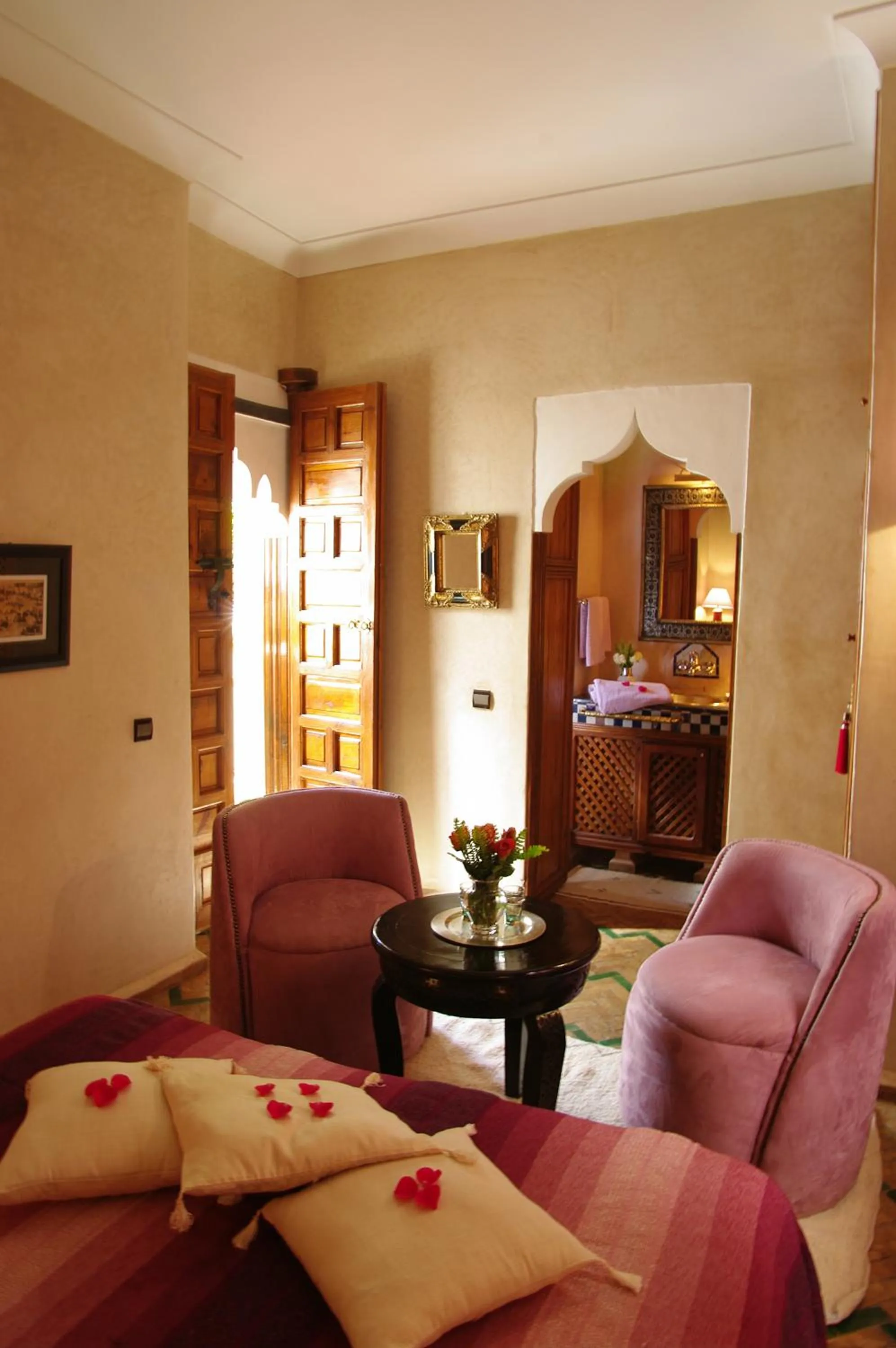 Photo of the whole room, Bed in Riad Eden