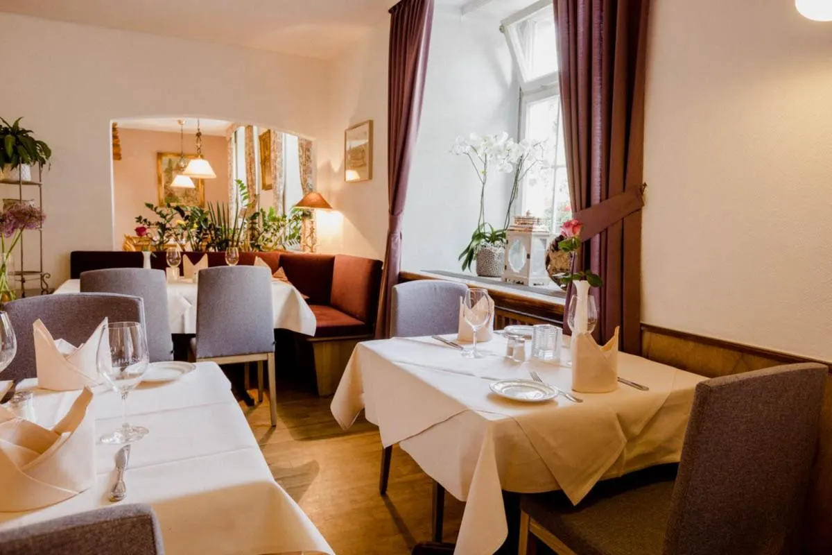 Restaurant/places to eat in Bodensee Hotel Sternen