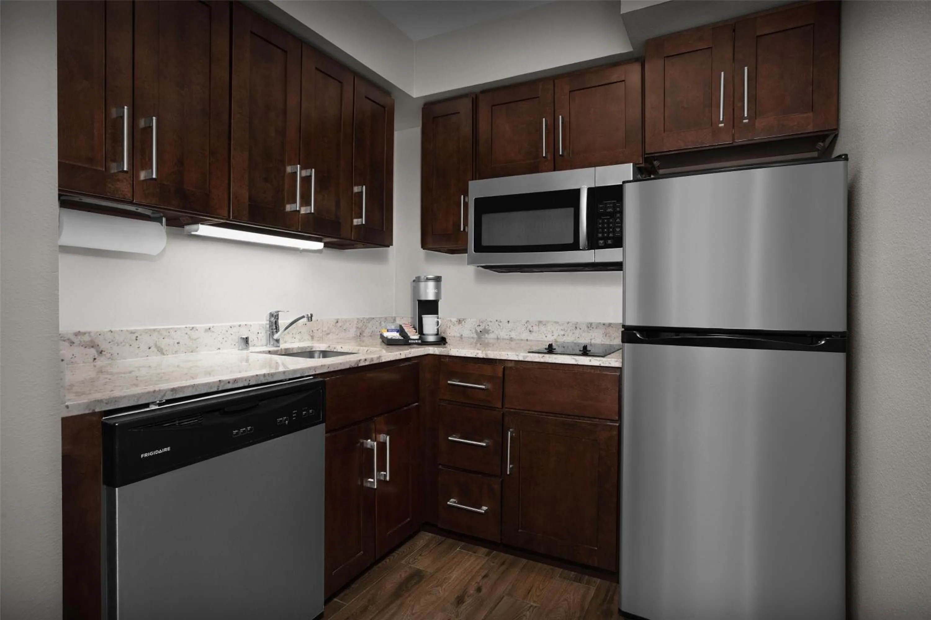 Kitchen or kitchenette in Homewood Suites by Hilton San Jose Airport-Silicon Valley