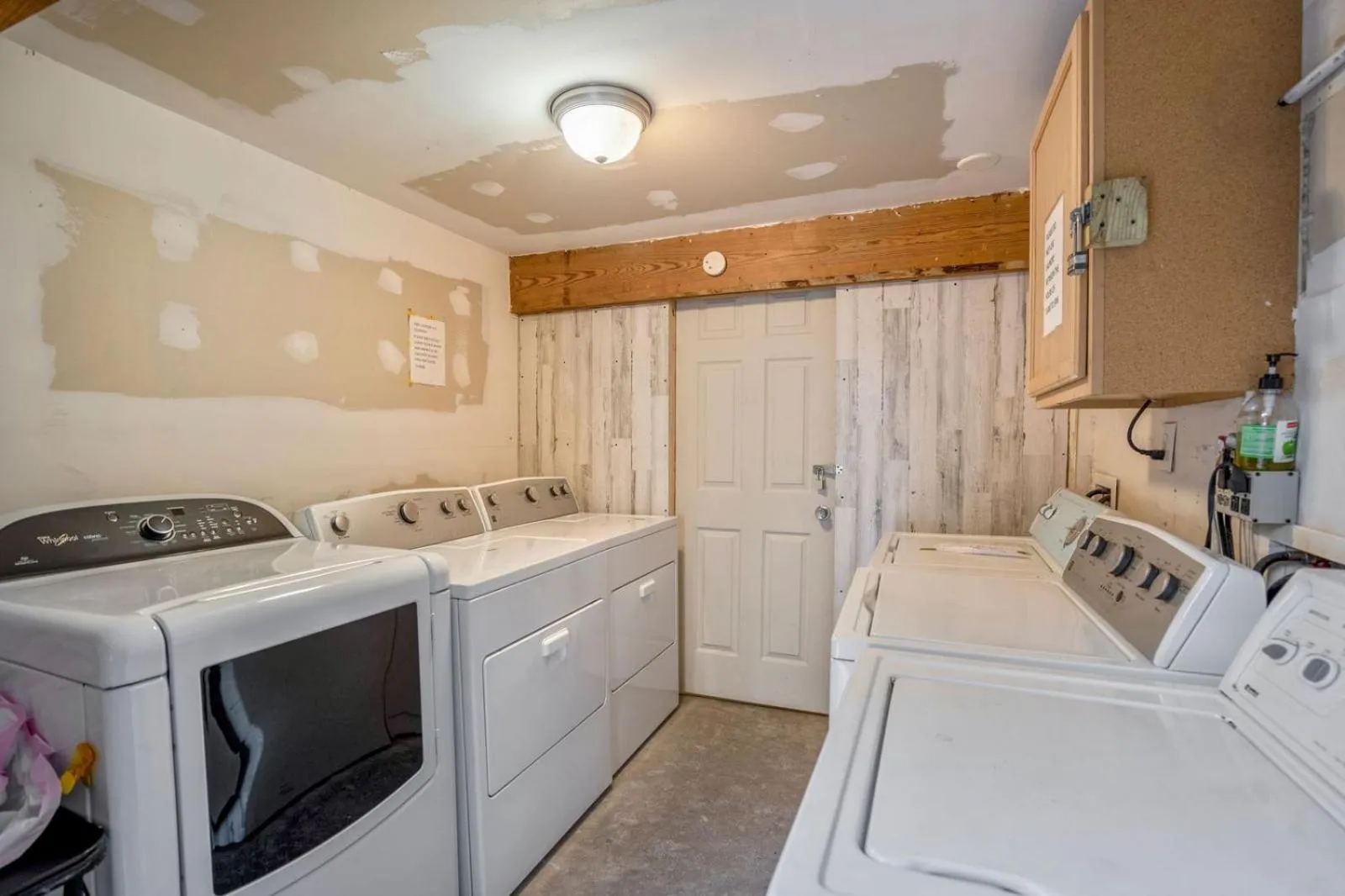 laundry in East Downtown Hideaway