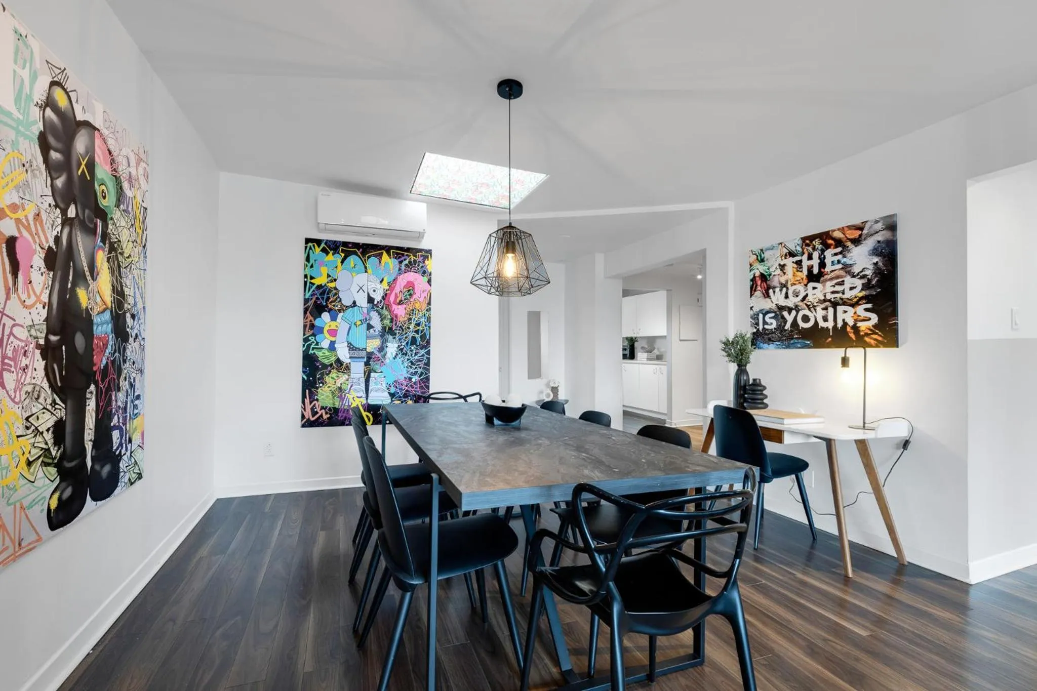 Living room in LiV MTL Soho