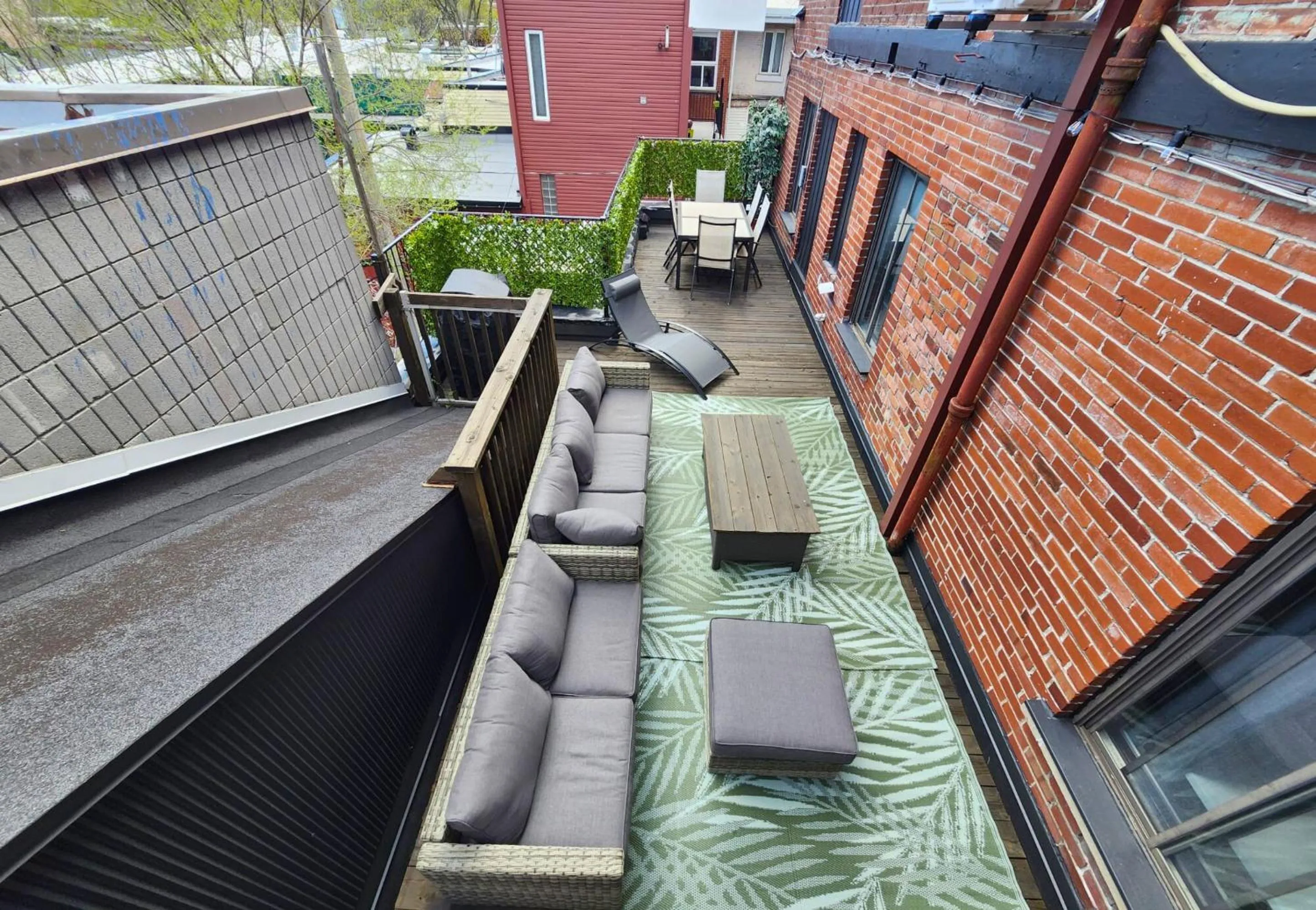 Property building in LiV MTL Soho