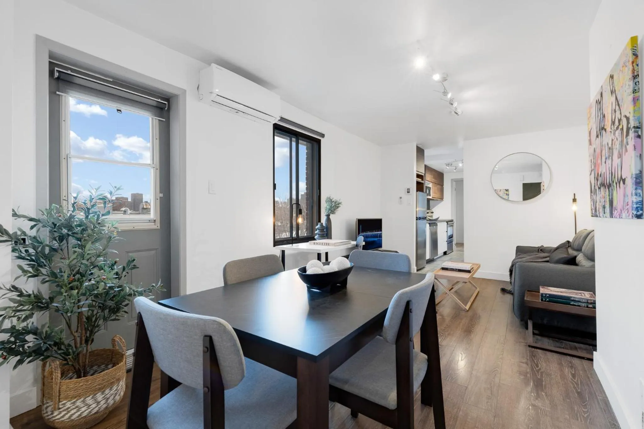 Living room in LiV MTL Soho