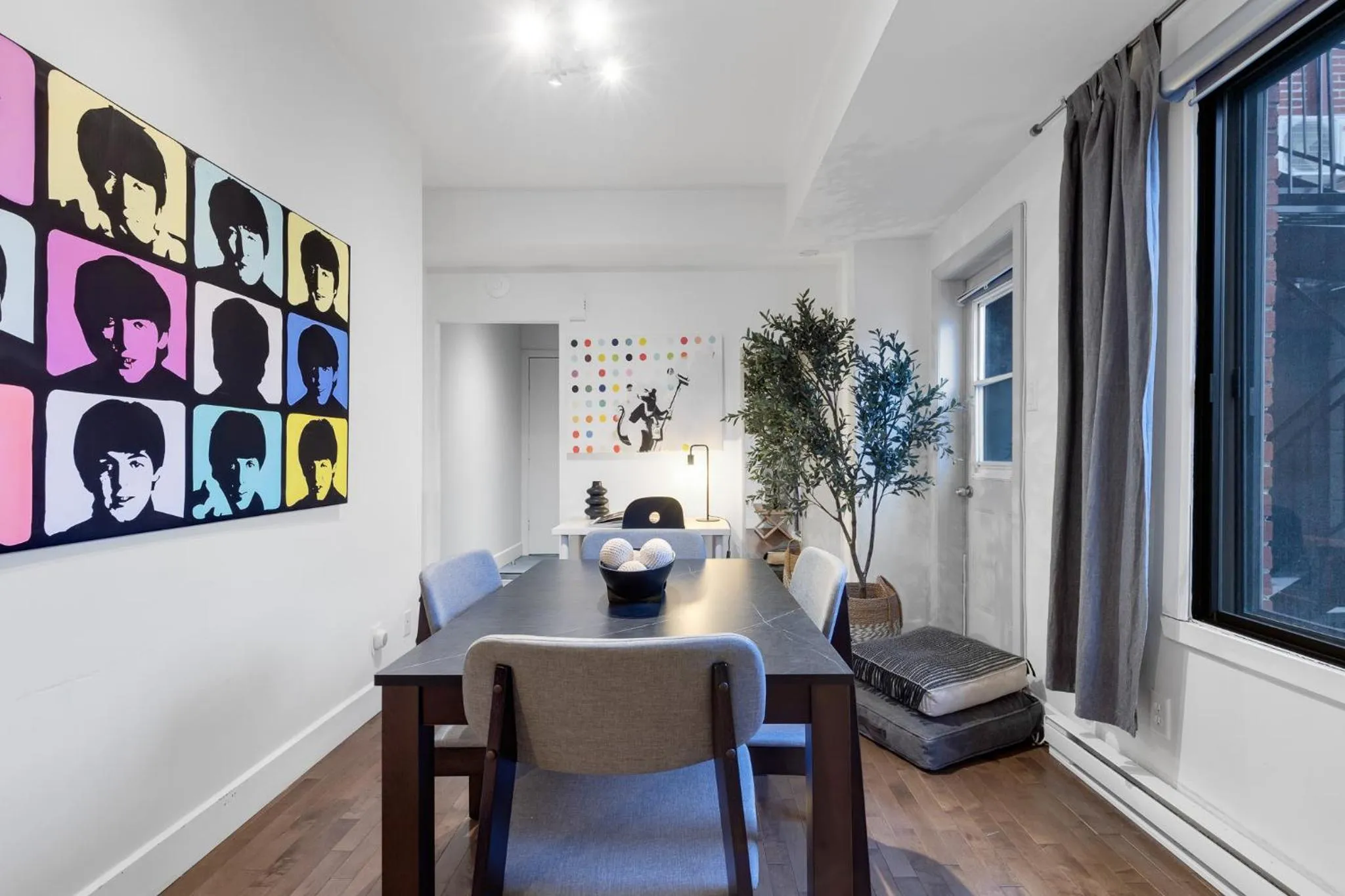 Living room in LiV MTL Soho