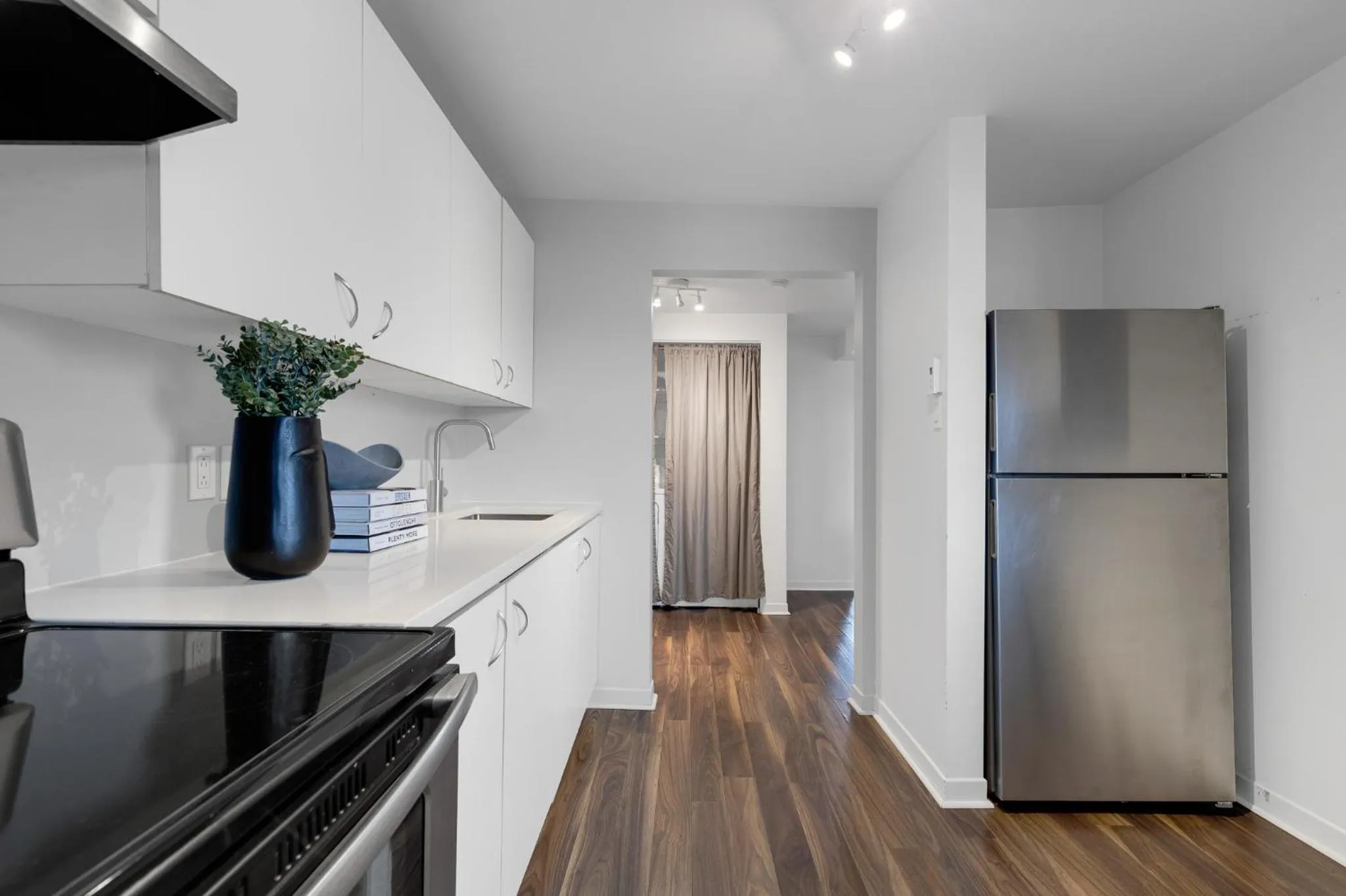 Coffee/tea facilities in LiV MTL Soho