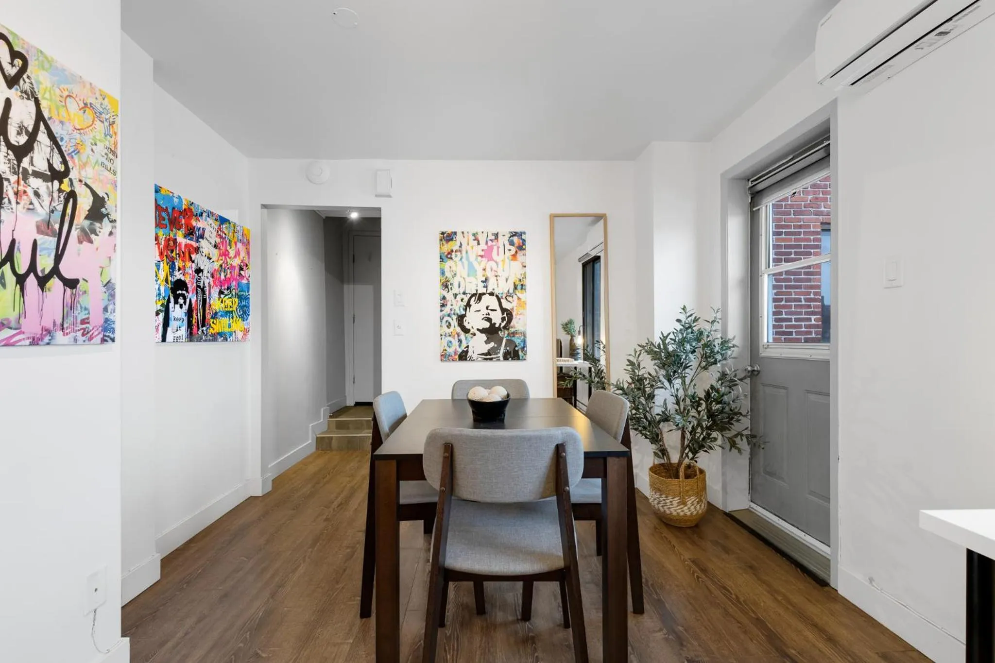 Living room in LiV MTL Soho