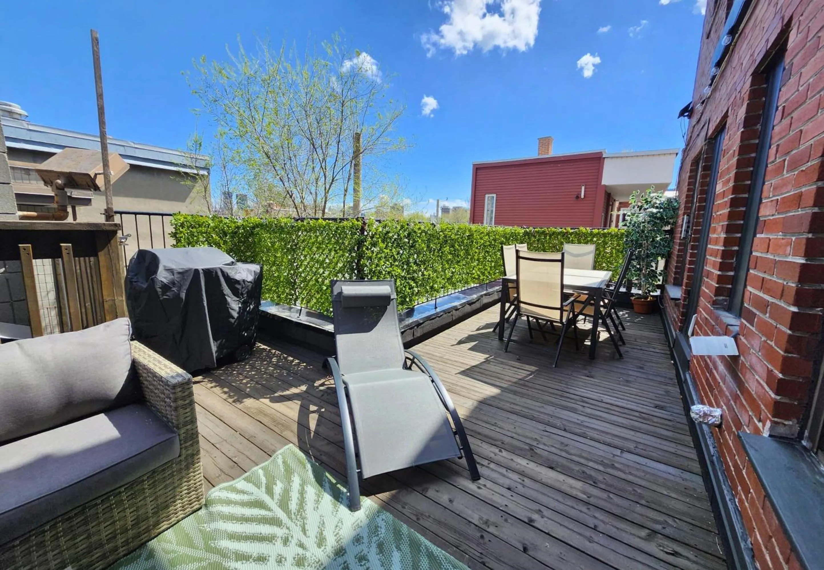 Patio in LiV MTL Soho