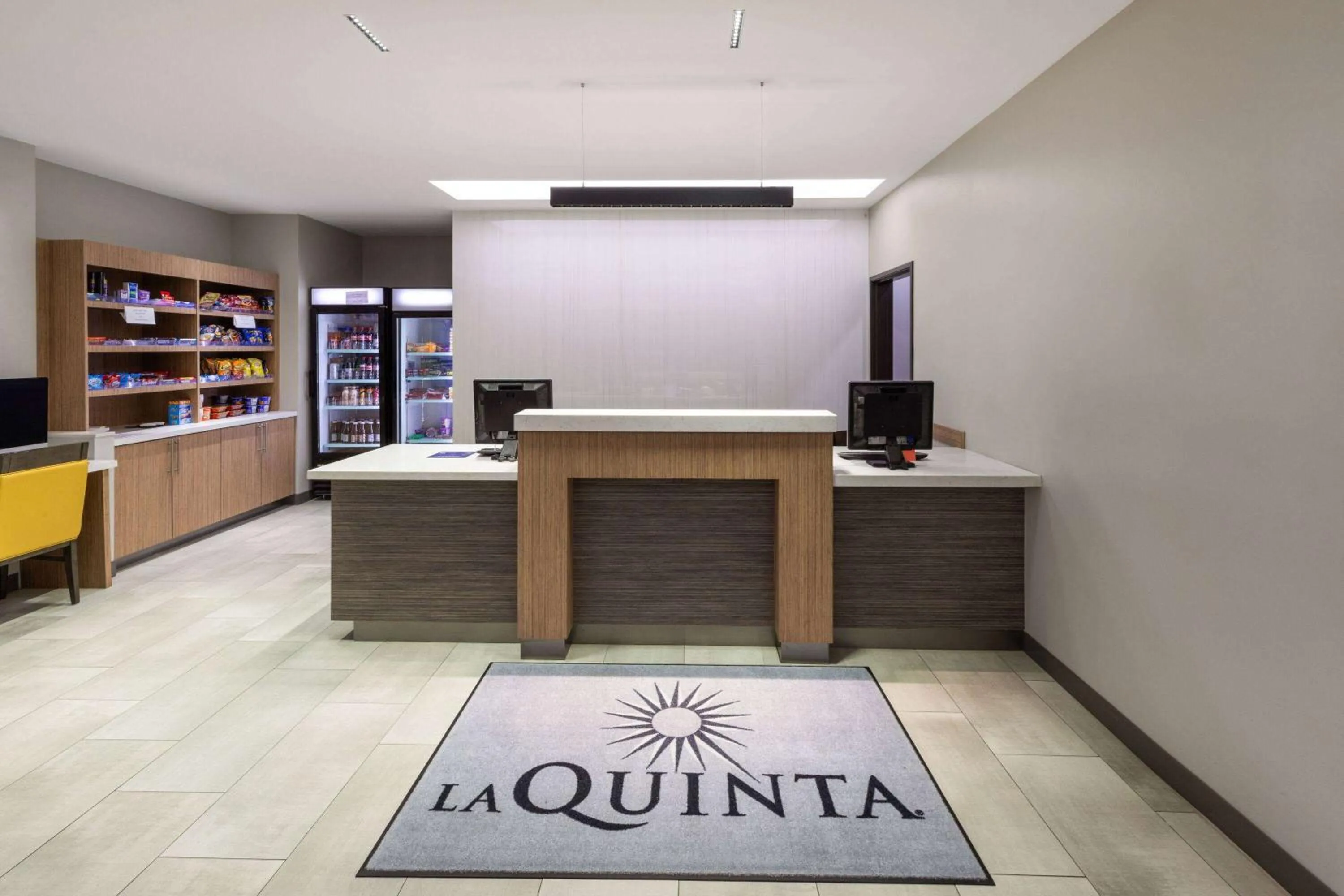 Lobby or reception in La Quinta by Wyndham McAlester
