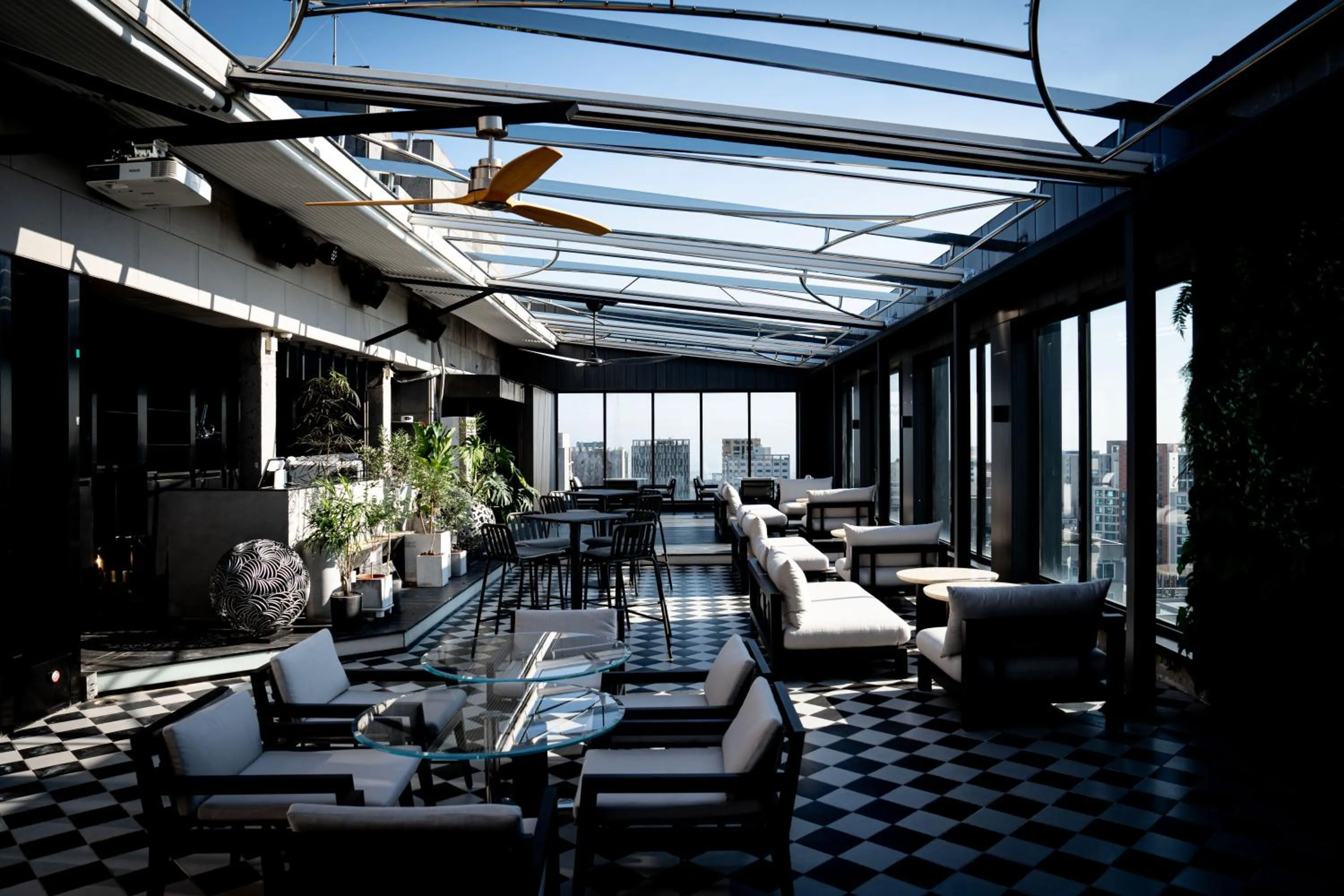 Lounge or bar in Maxx Jeju, a member of H Rewards