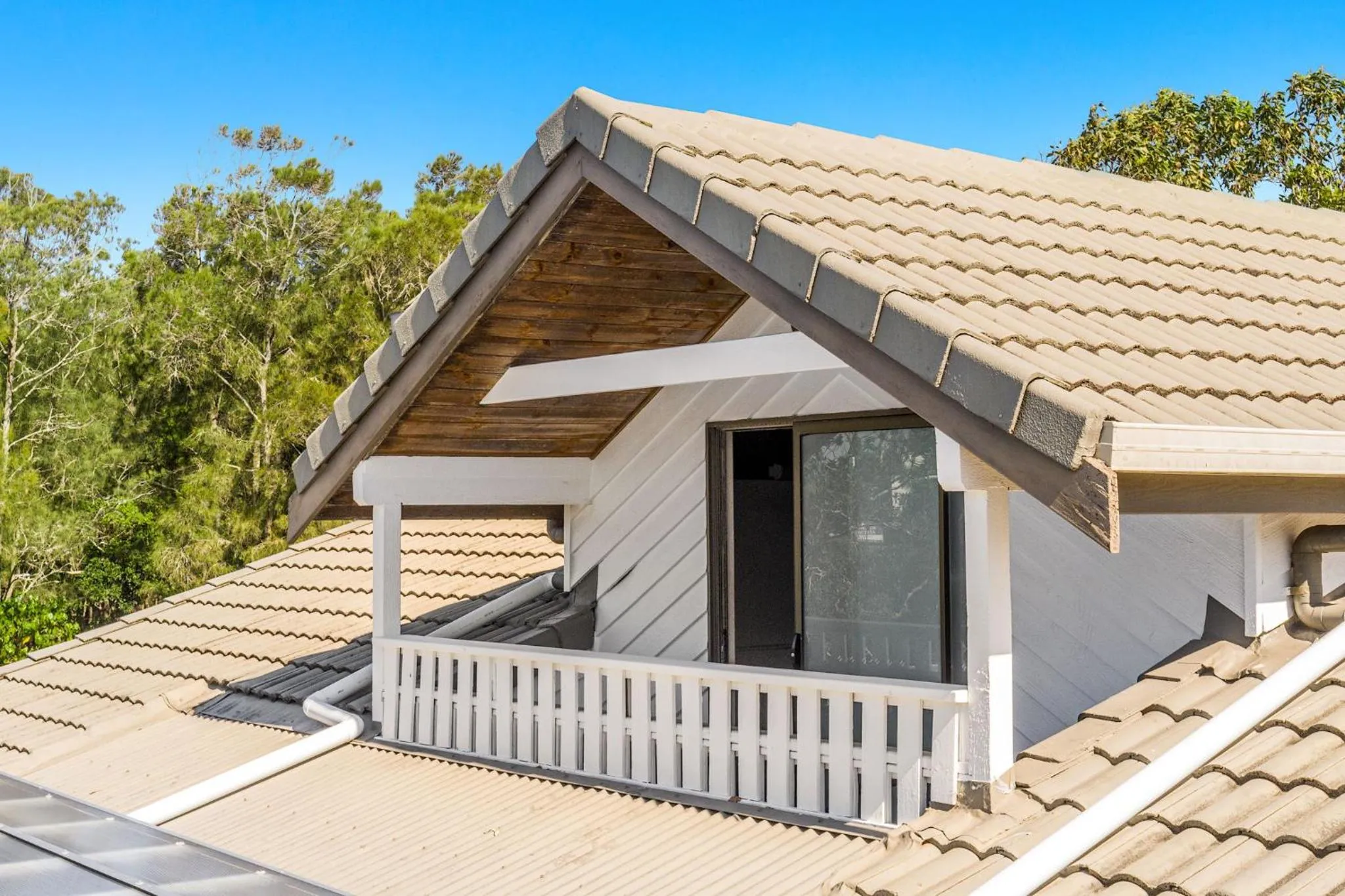 Balcony/Terrace in Aquarius Backpackers Resort