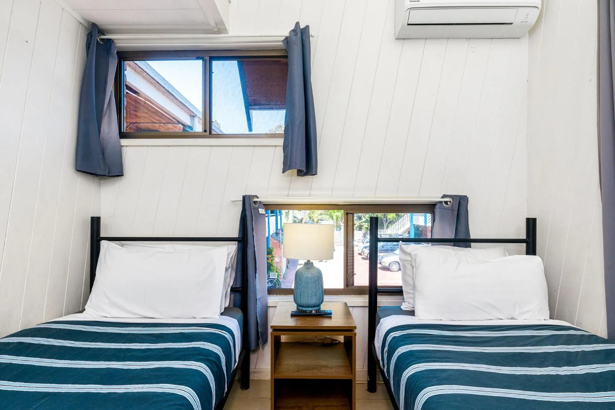 Bed in Aquarius Backpackers Resort
