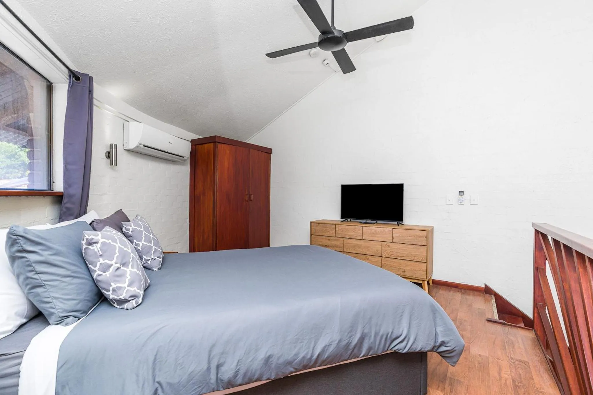 Bed in Aquarius Backpackers Resort