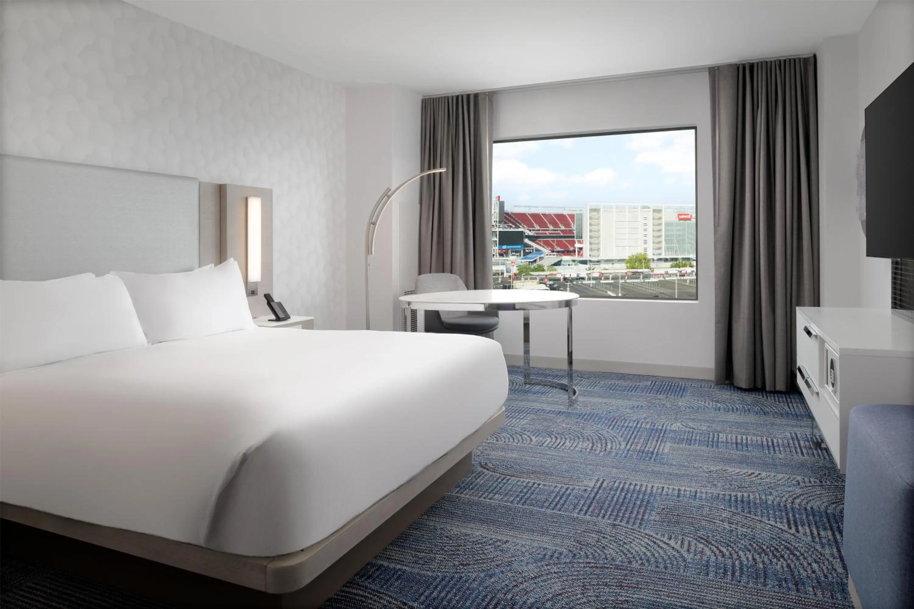 Bed in Hilton Santa Clara