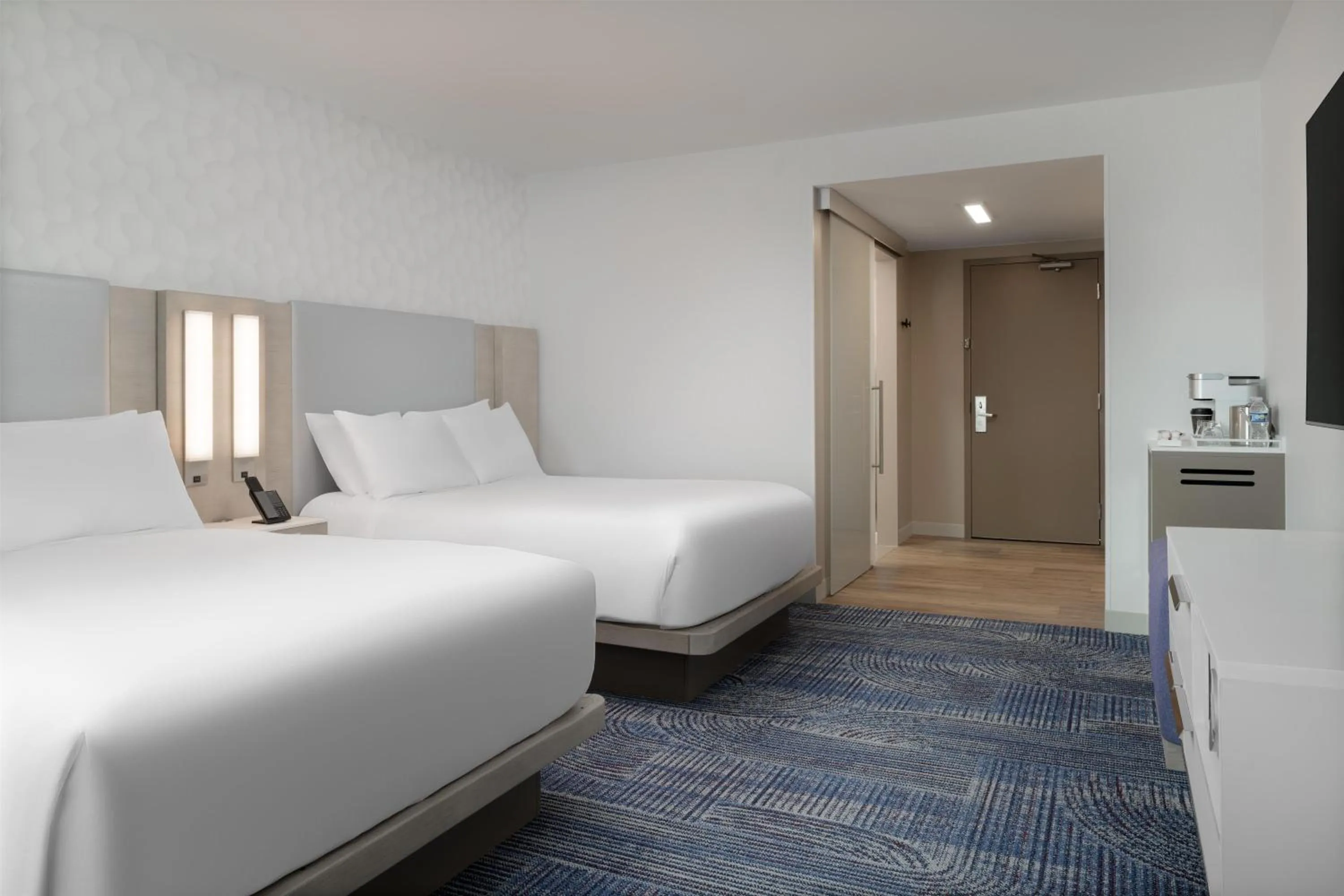 Bed in Hilton Santa Clara