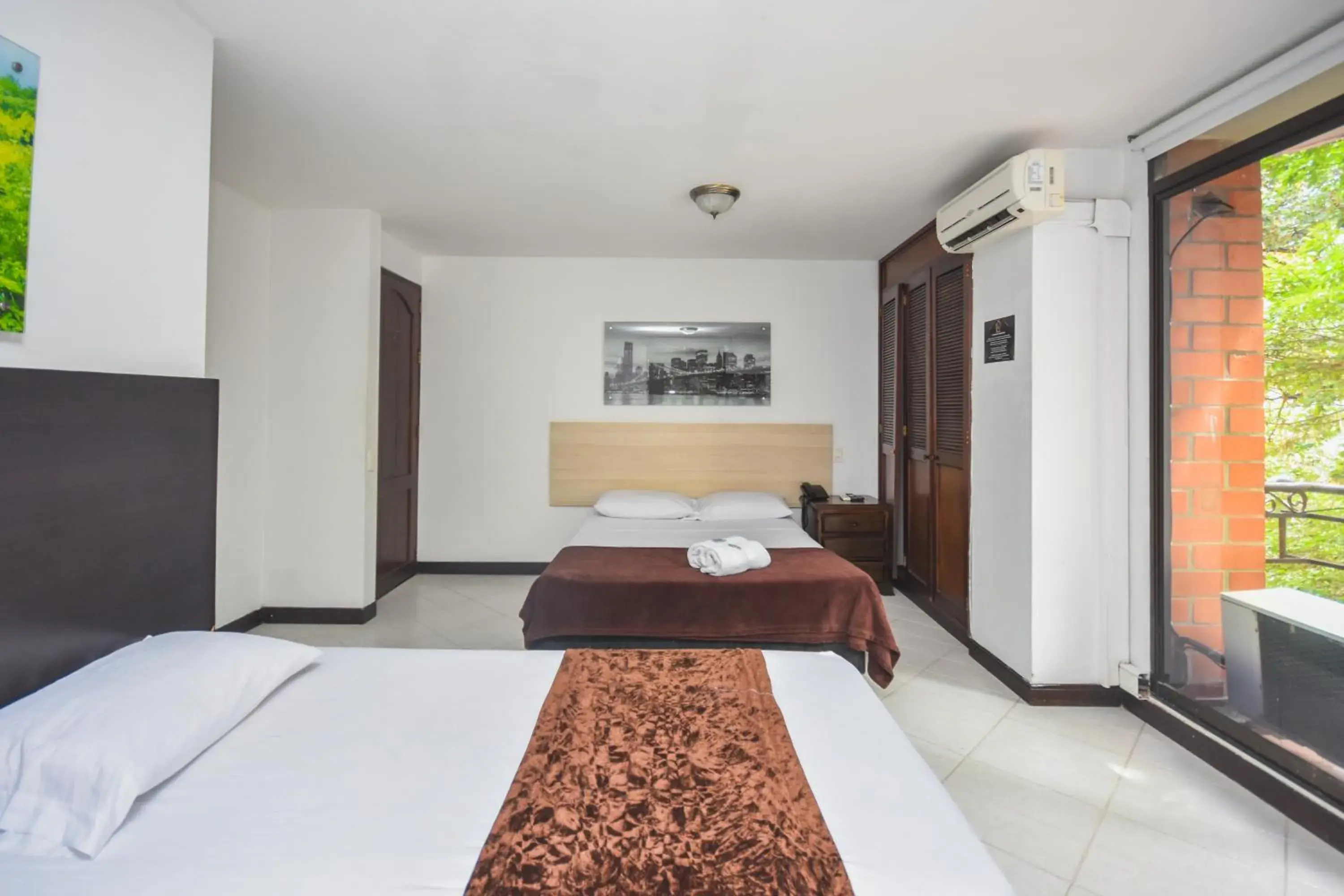 Family Room with Balcony in Hotel Estadio Real Family Room with Balcony in Hotel Estadio Real