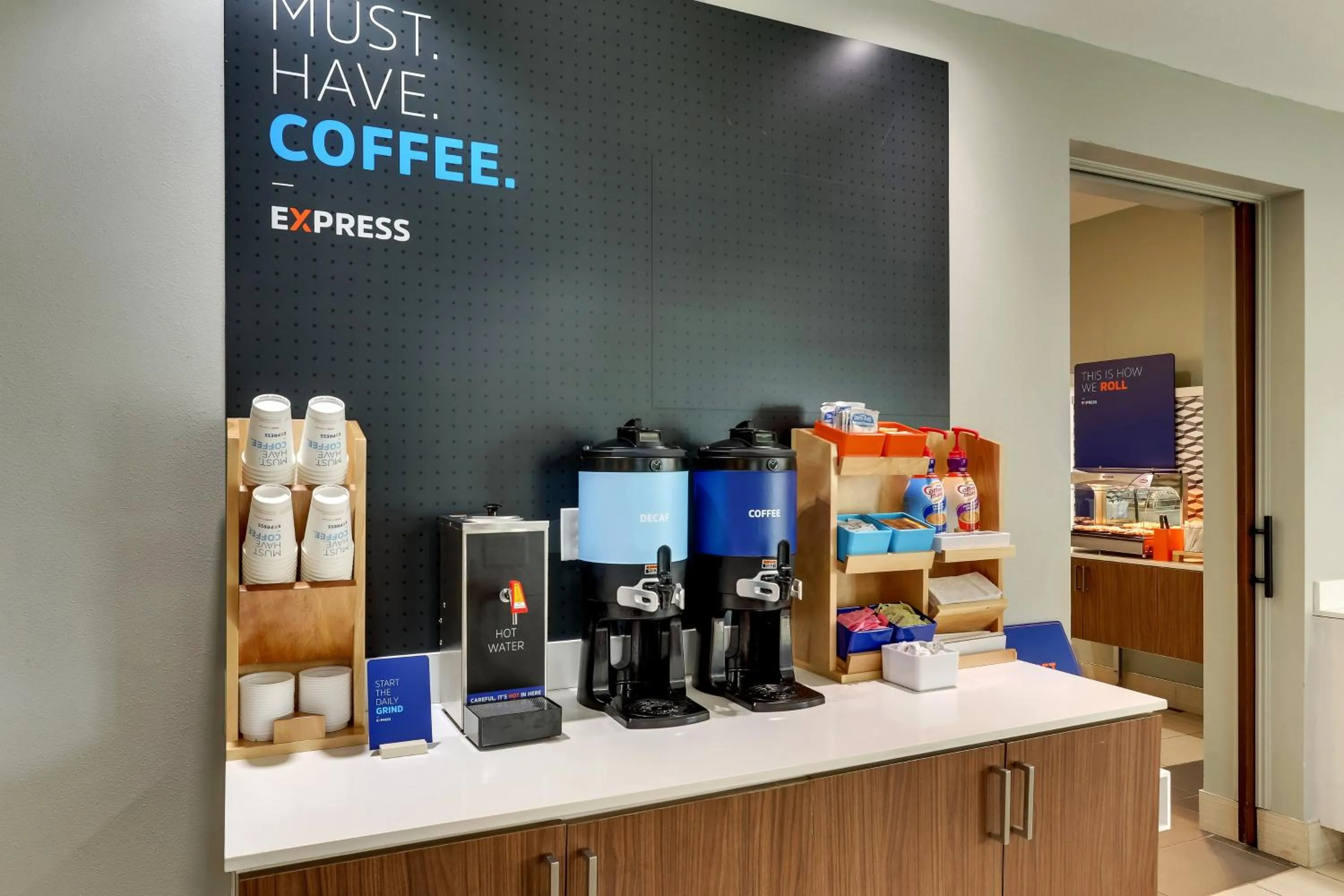 Breakfast in Holiday Inn Express & Suites - Ardmore by IHG