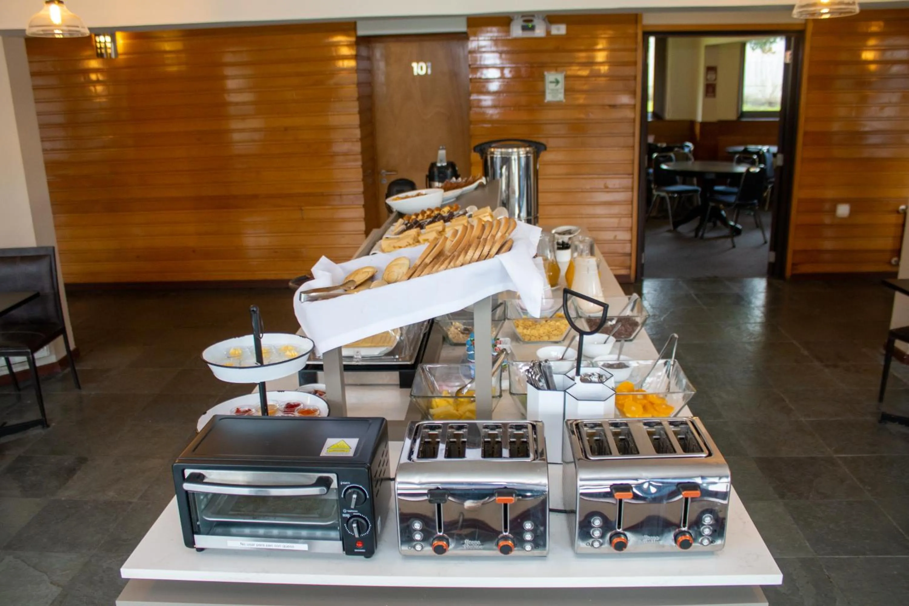 Breakfast in Hotel Germania