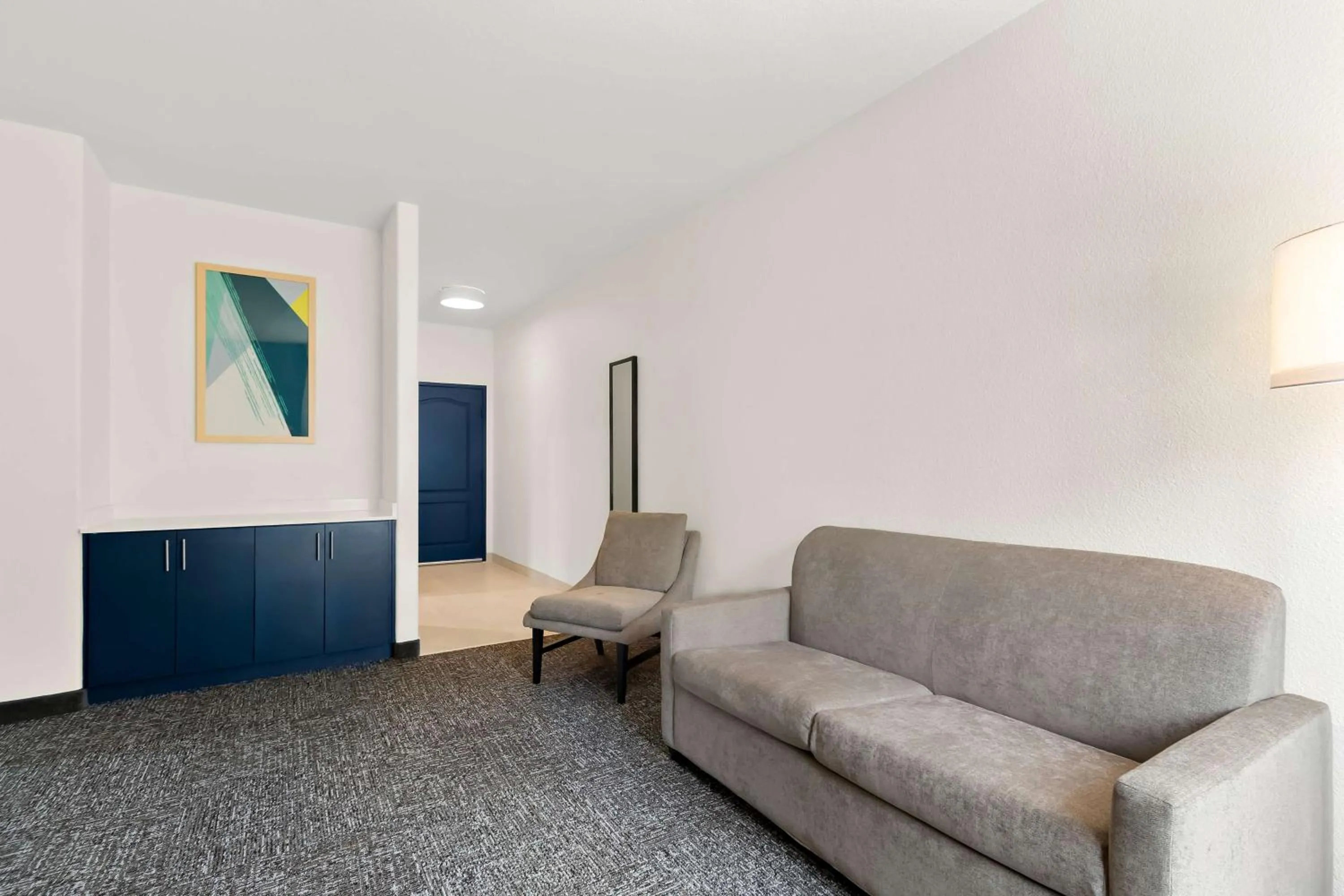 Living room in Spark By Hilton Missouri City