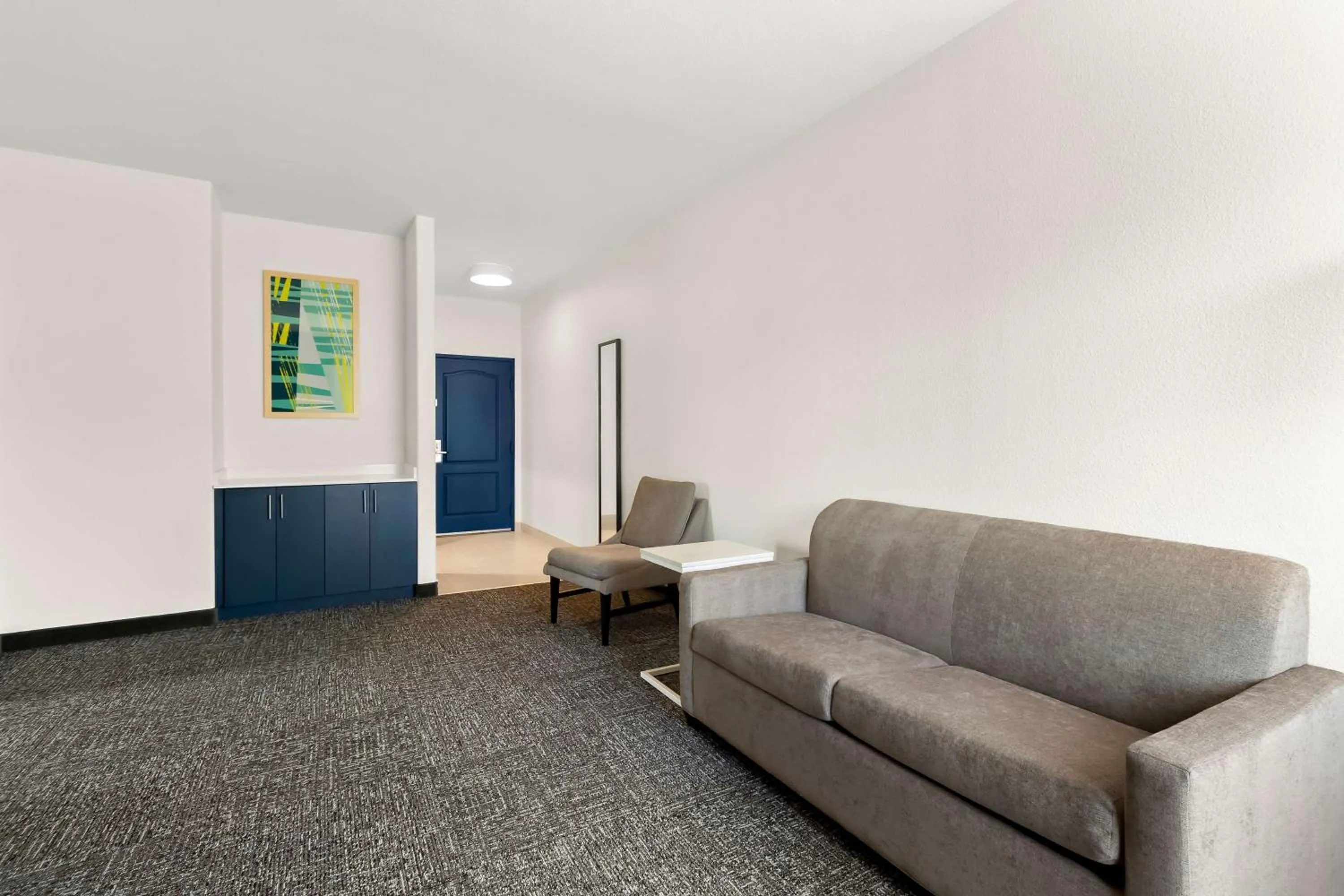 Living room in Spark By Hilton Missouri City