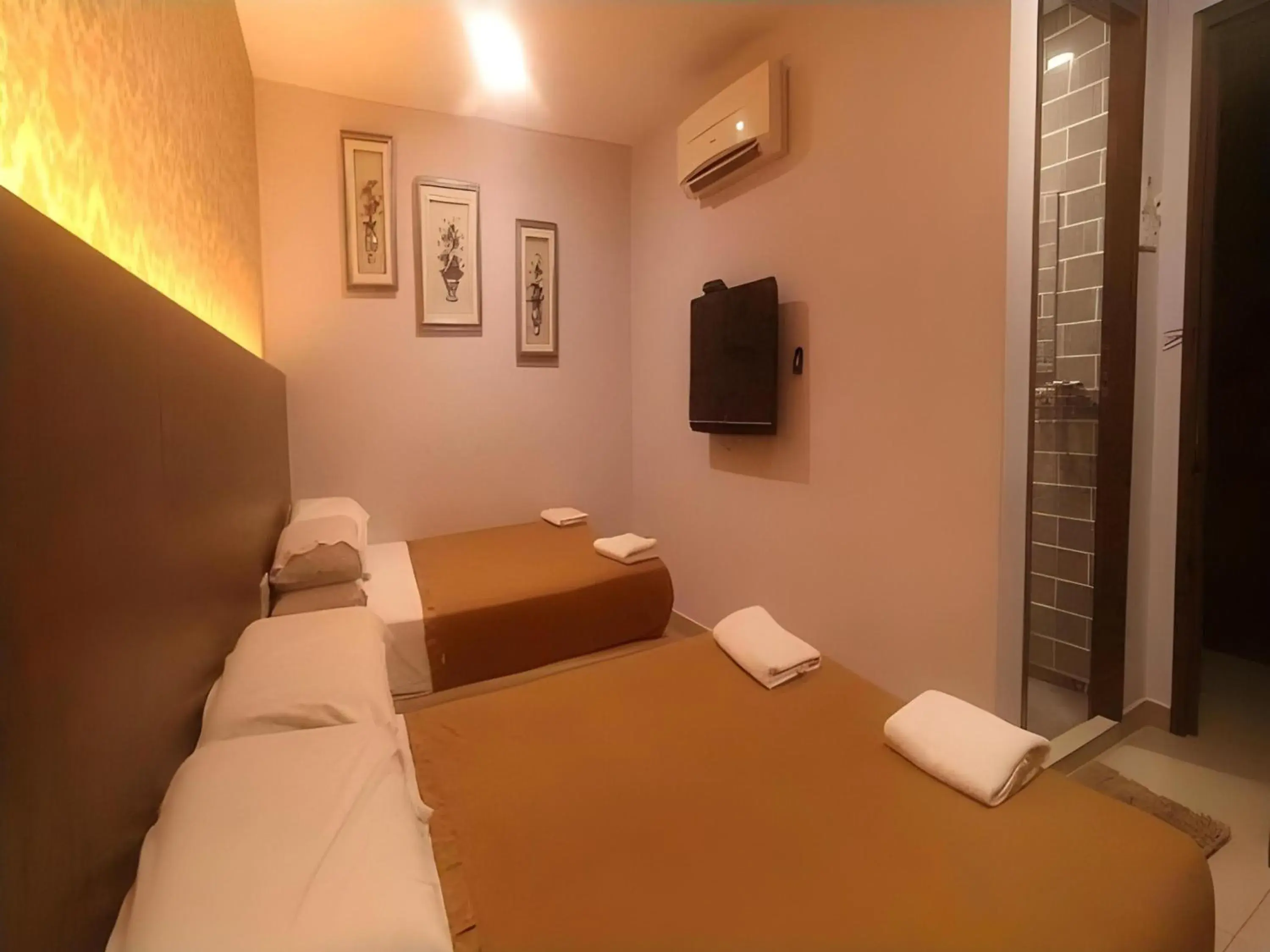 Standard Twin Room in Hotel O Fajar Baru Boutique Hotel Standard Twin Room in Hotel O Fajar Baru Boutique Hotel