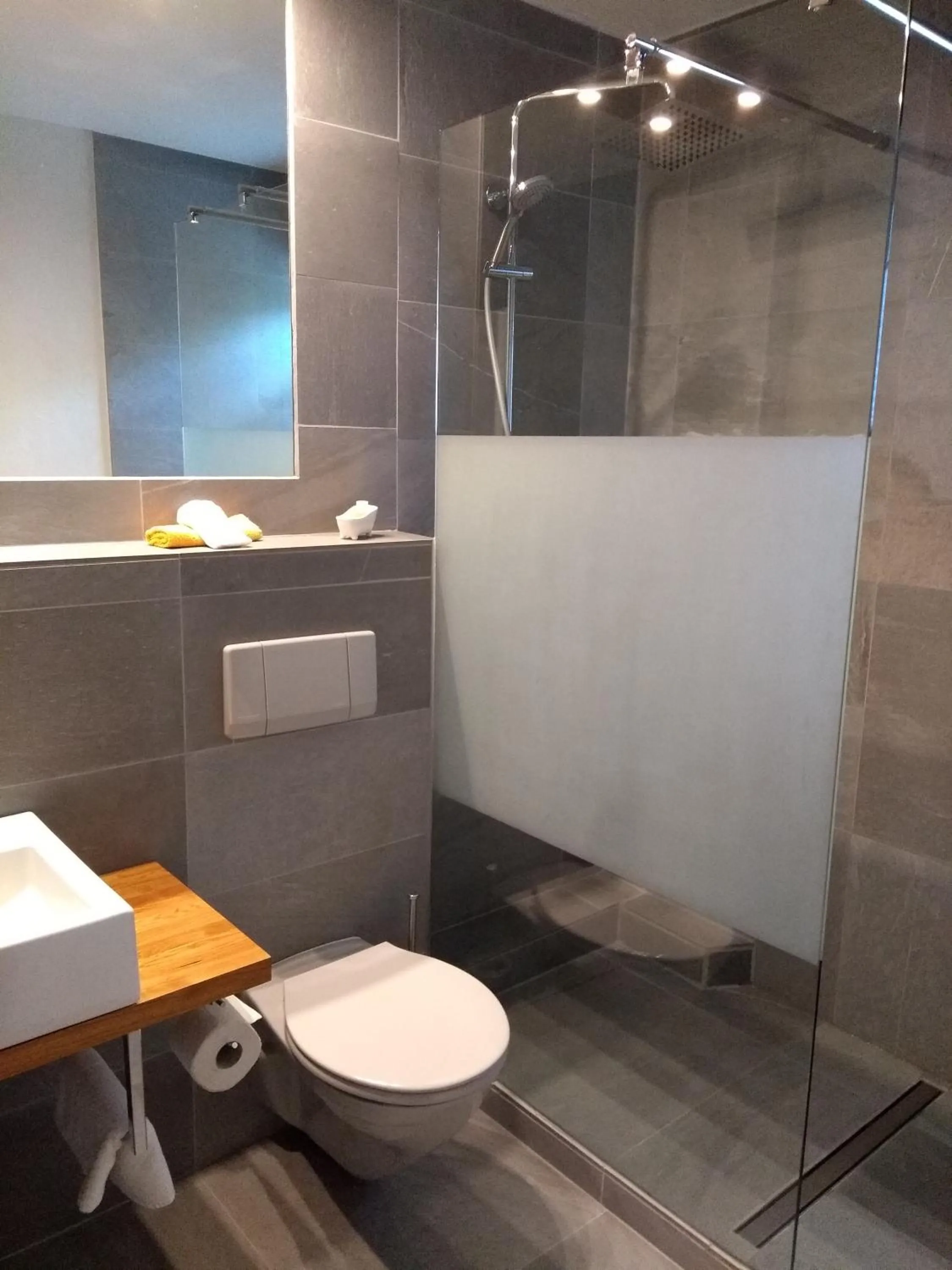 Bathroom in Gästehaus Eschment