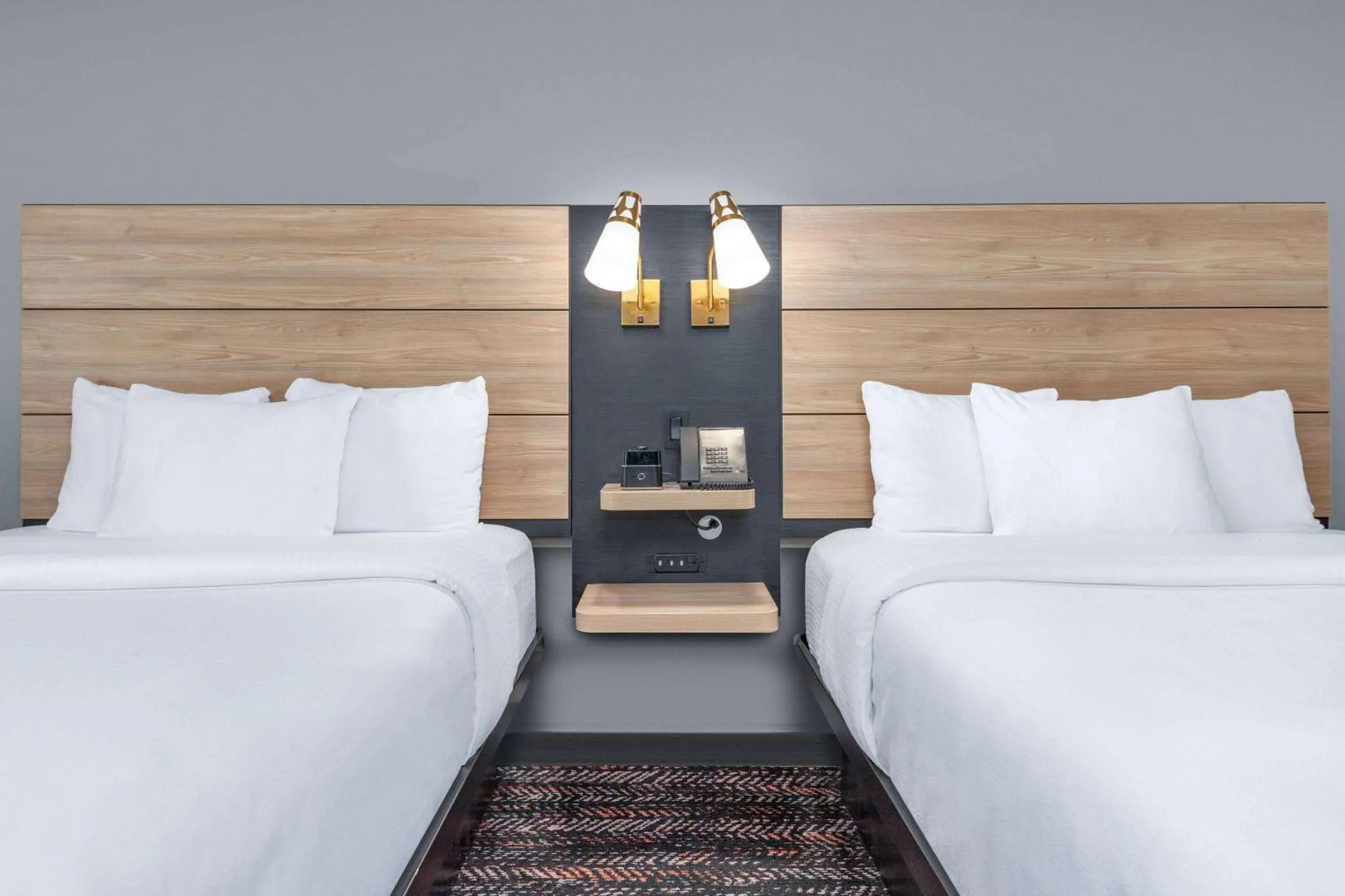 2 Queen Beds, Mobility/Hearing Accessible Room, Tub w/ Grab Bars, Non-Smoking in La Quinta by Wyndham Woodway - Waco South 2 Queen Beds, Mobility/Hearing Accessible Room, Tub w/ Grab Bars, Non-Smoking in La Quinta by Wyndham Woodway - Waco South