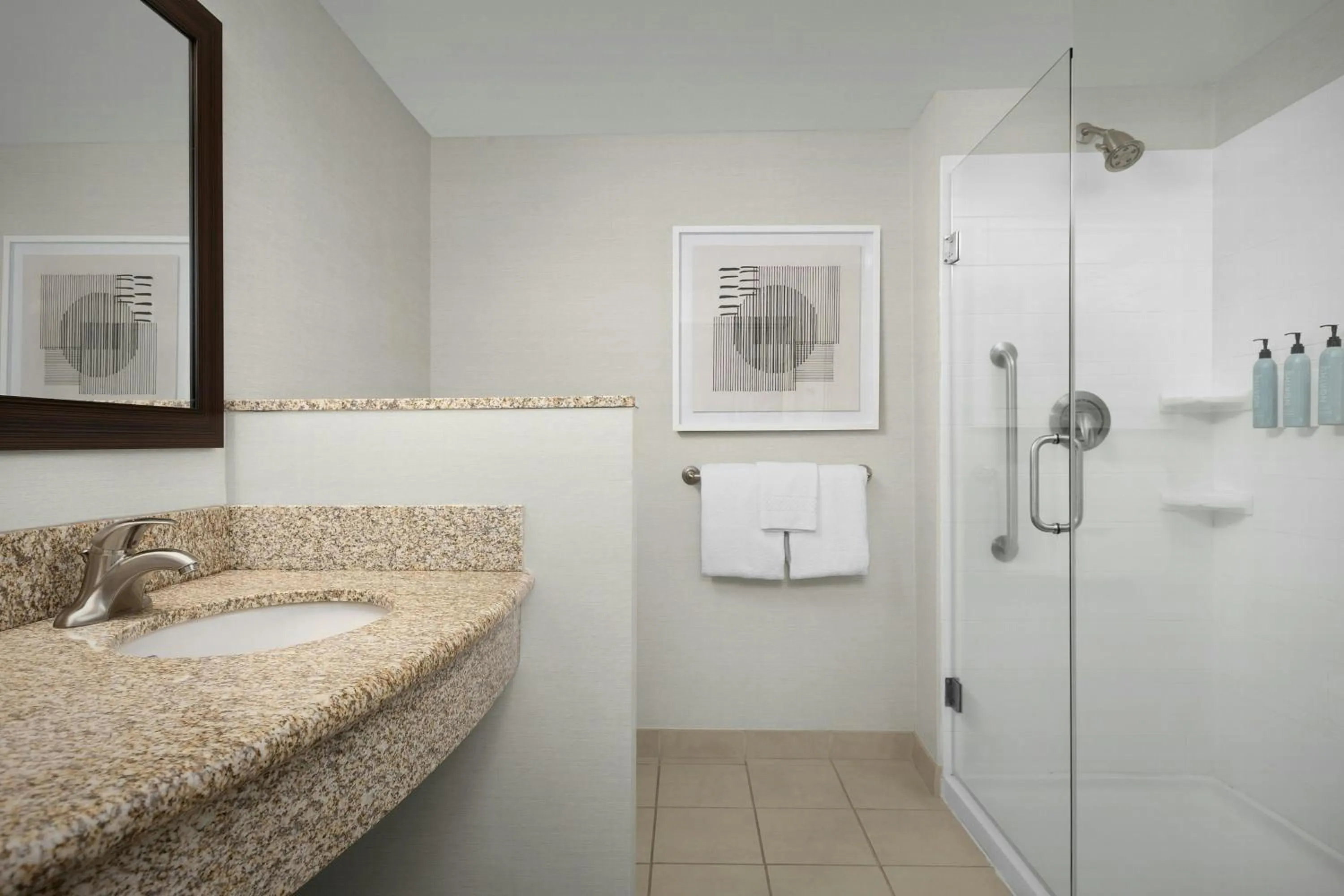 Bathroom in Courtyard by Marriott Salisbury