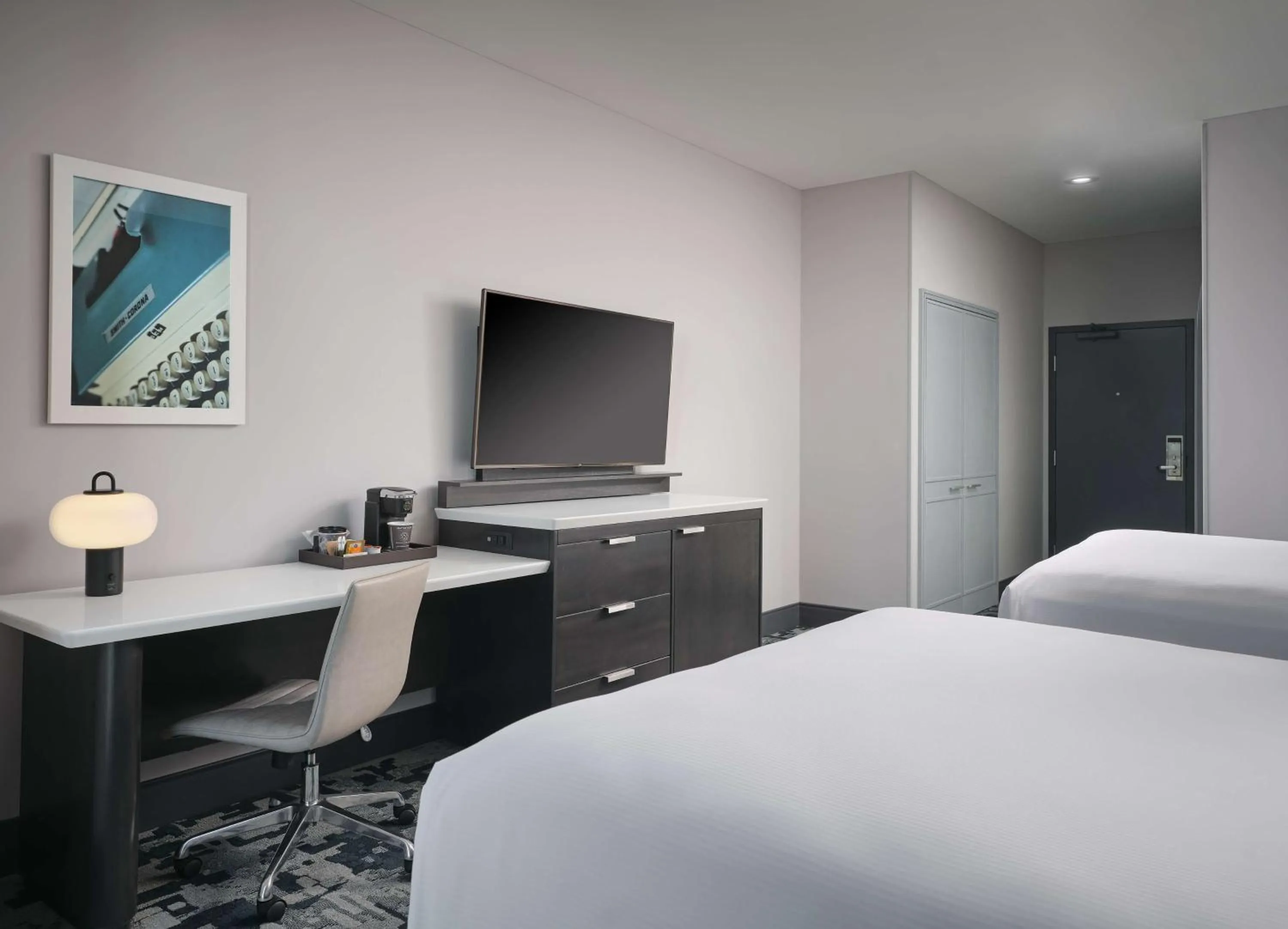 Bedroom, Bed in Hilton San Jose