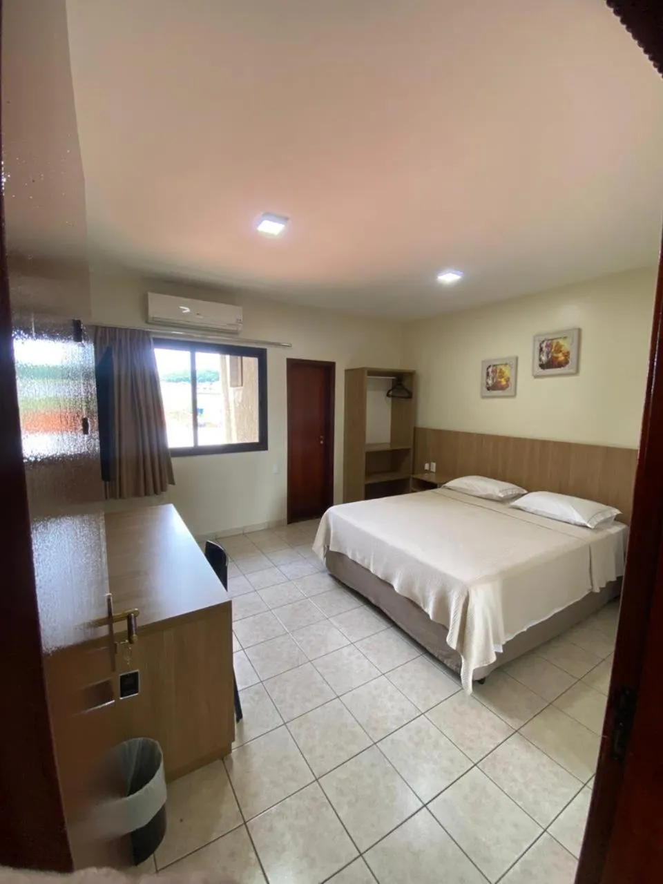 Bedroom, Bed in Tawfiqs Hotel