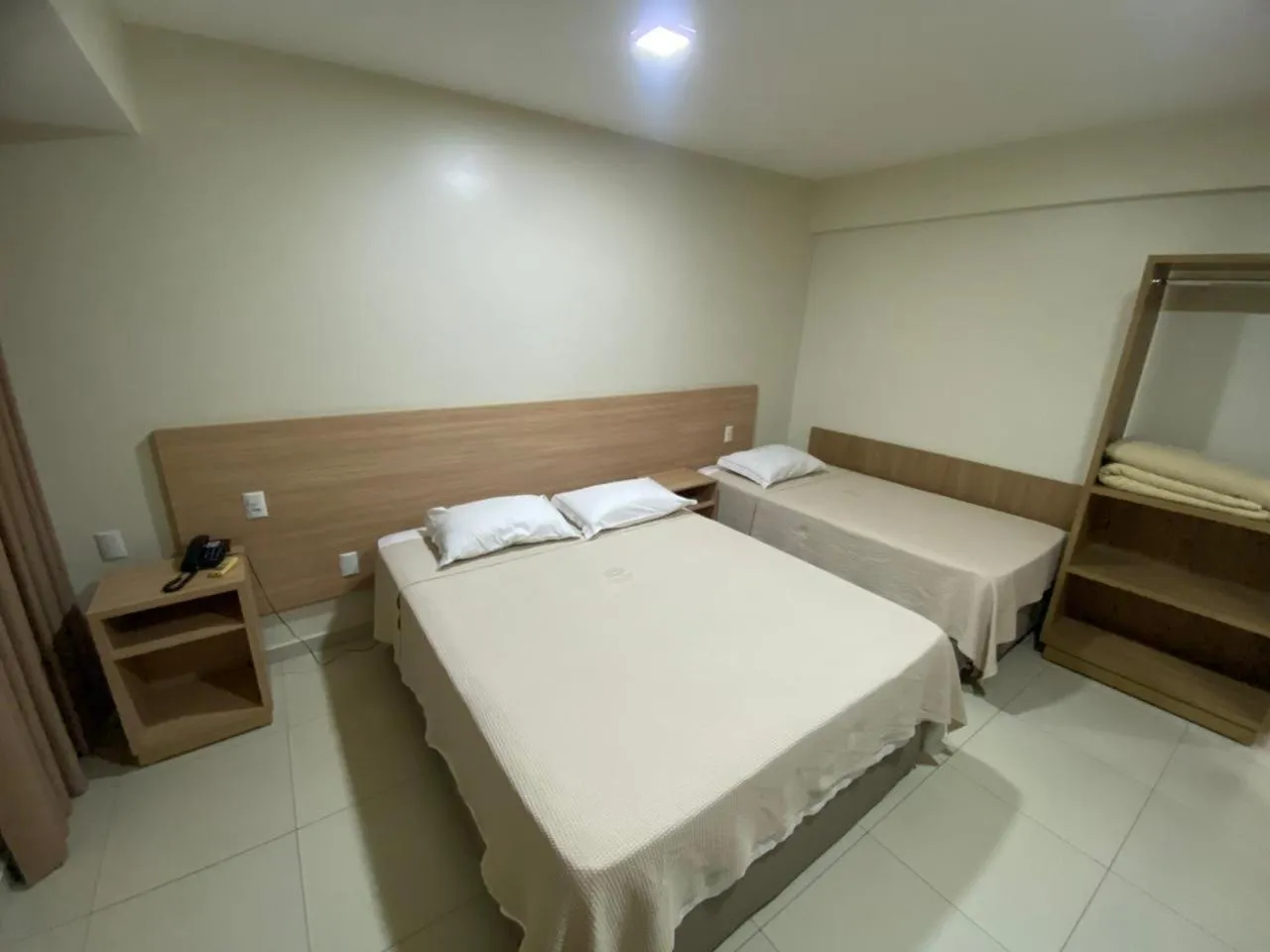Bedroom, Bed in Tawfiqs Hotel