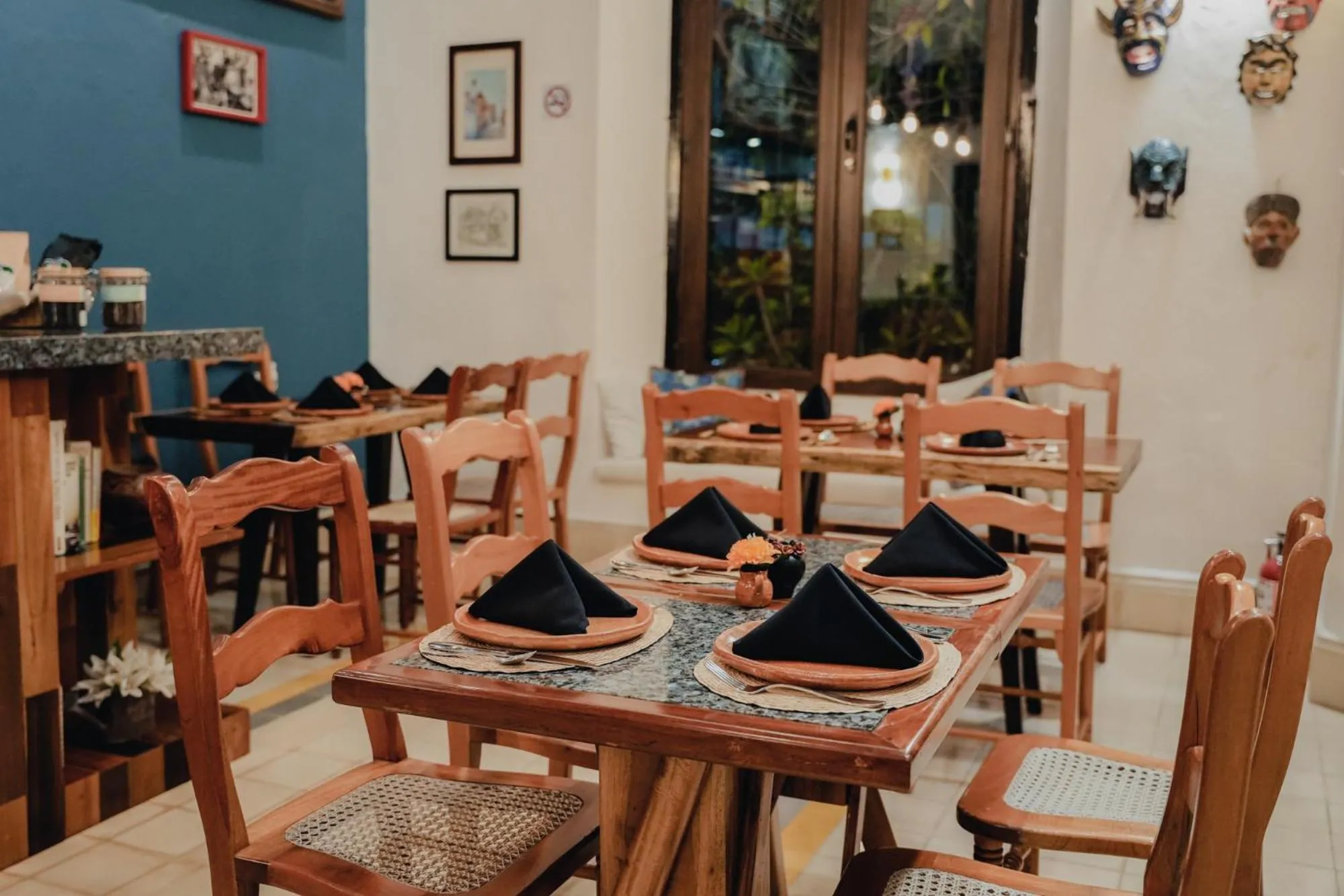 Restaurant/places to eat in Hotel Posada San Juan