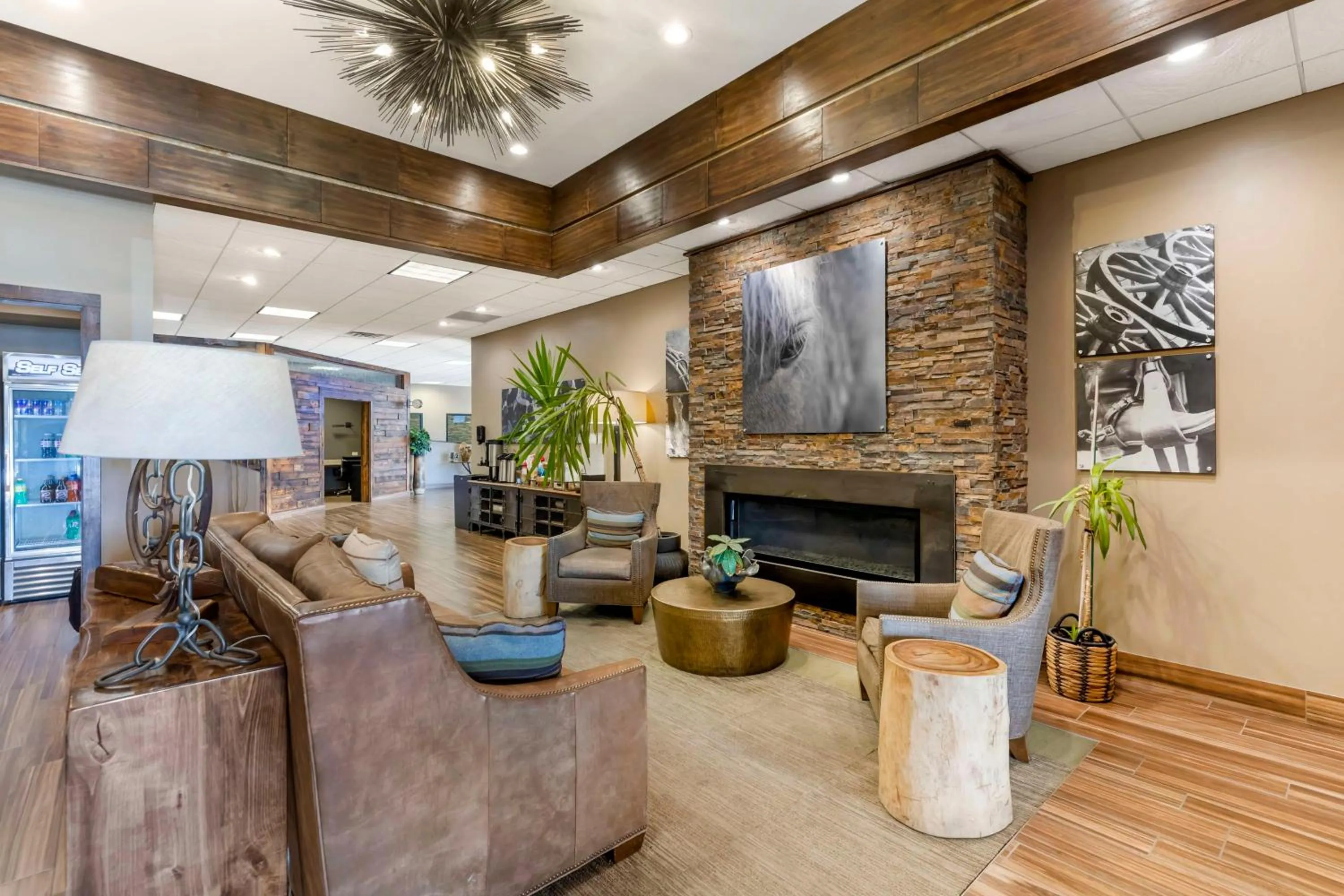 Lobby or reception in Best Western Cotton Tree Inn