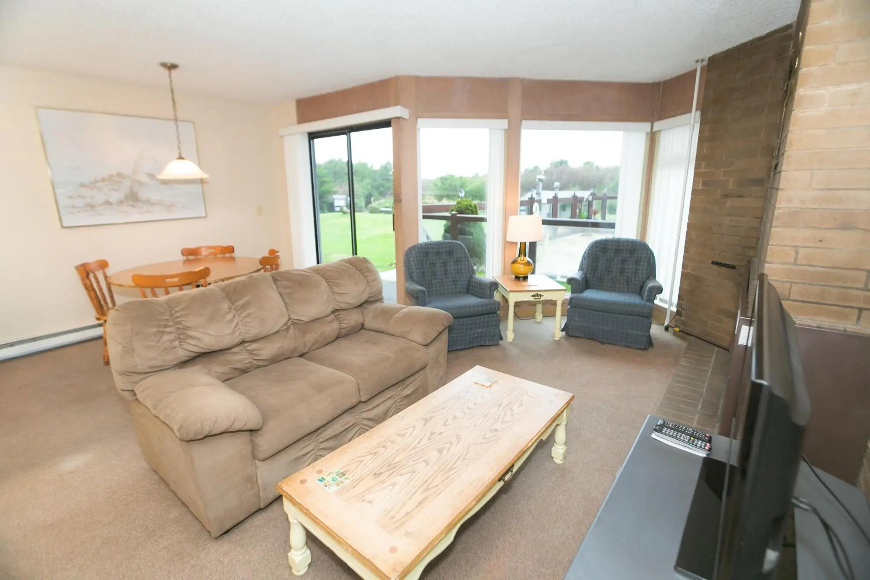 One-Bedroom Apartment - 104 - No Pets in Grey Gull One-Bedroom Apartment - 104 - No Pets in Grey Gull