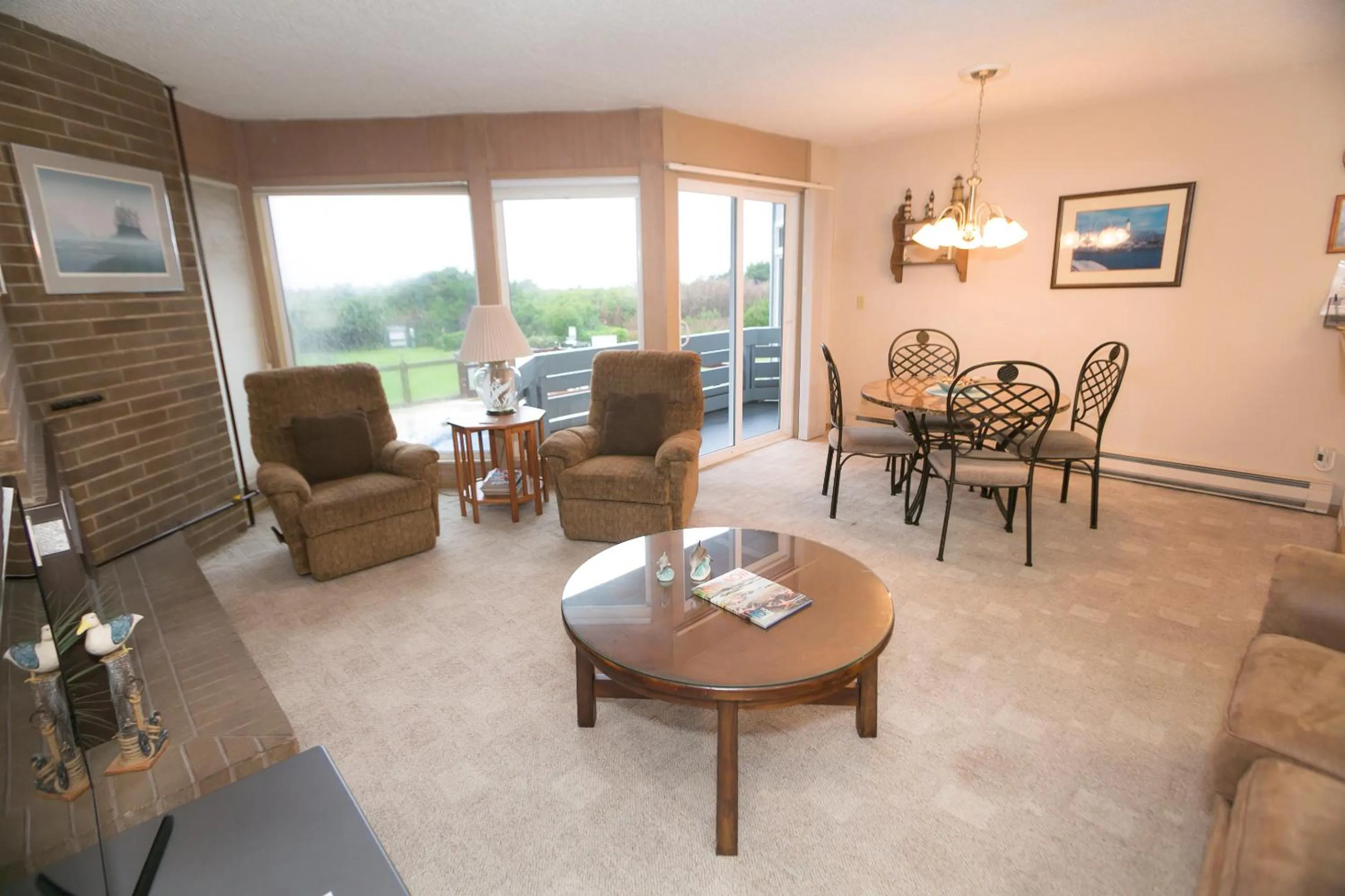 Living room in Grey Gull