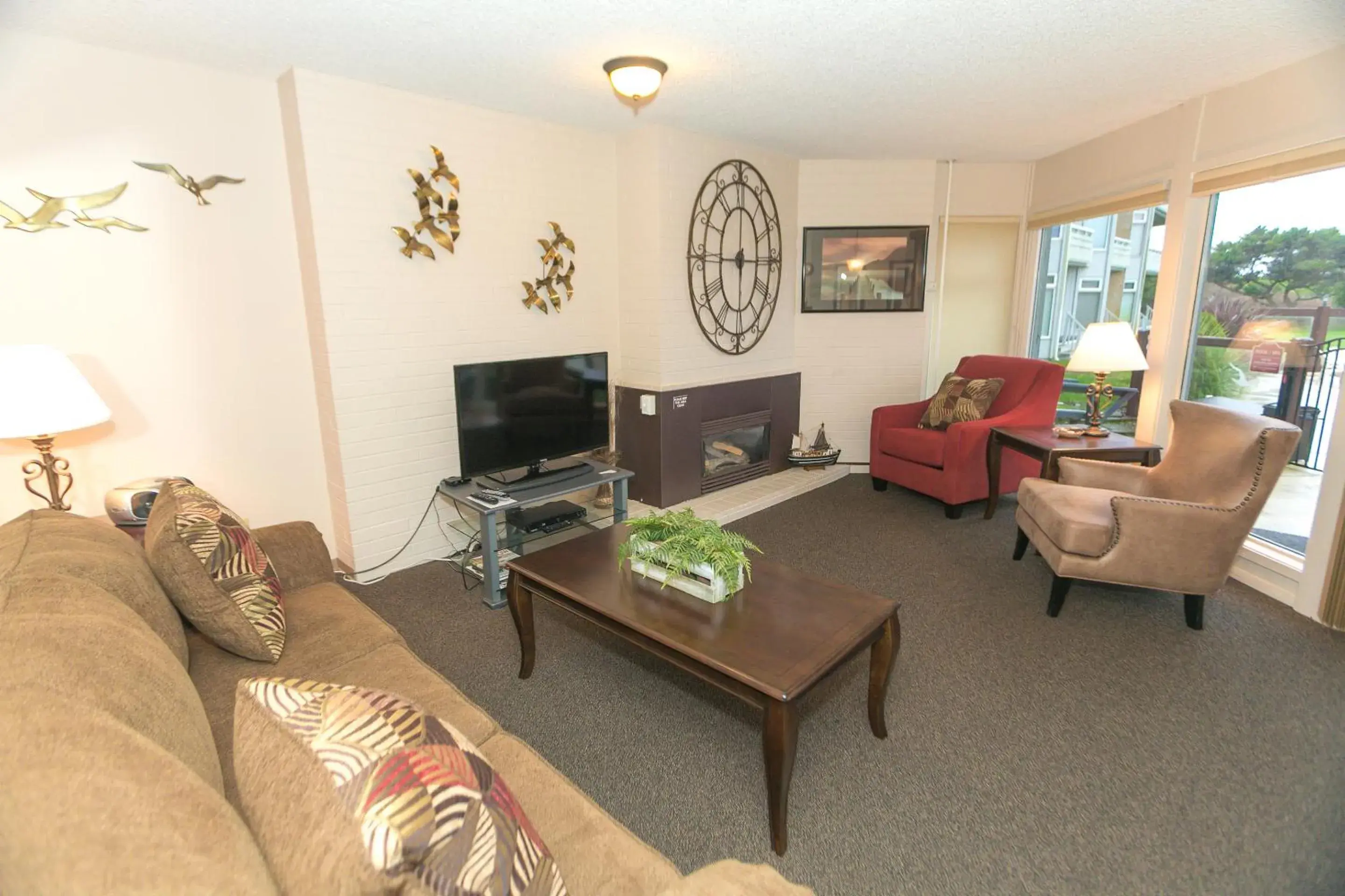 Double Room with Two Double Beds - 107 - No Pets in Grey Gull Double Room with Two Double Beds - 107 - No Pets in Grey Gull