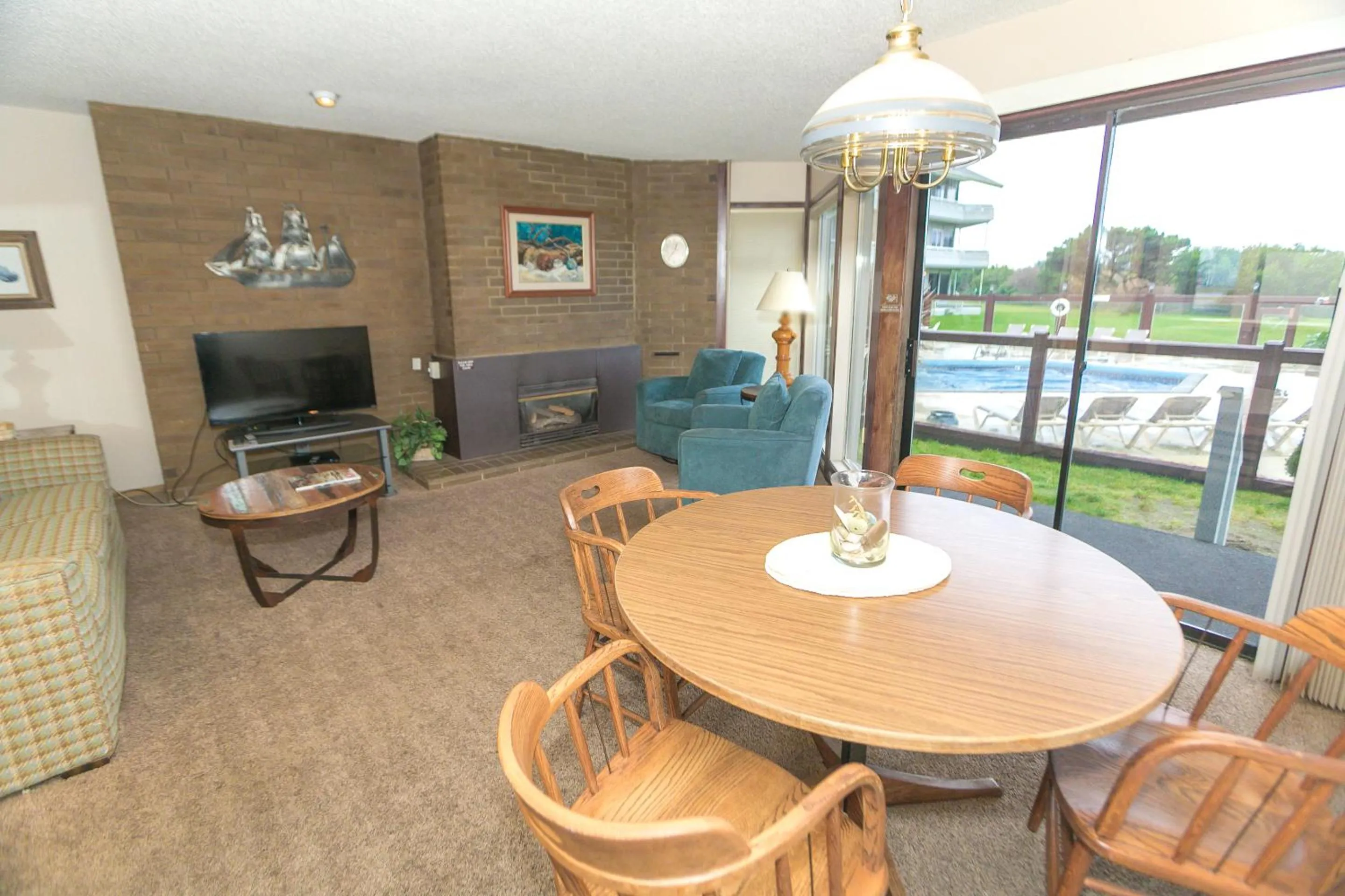 Living room in Grey Gull