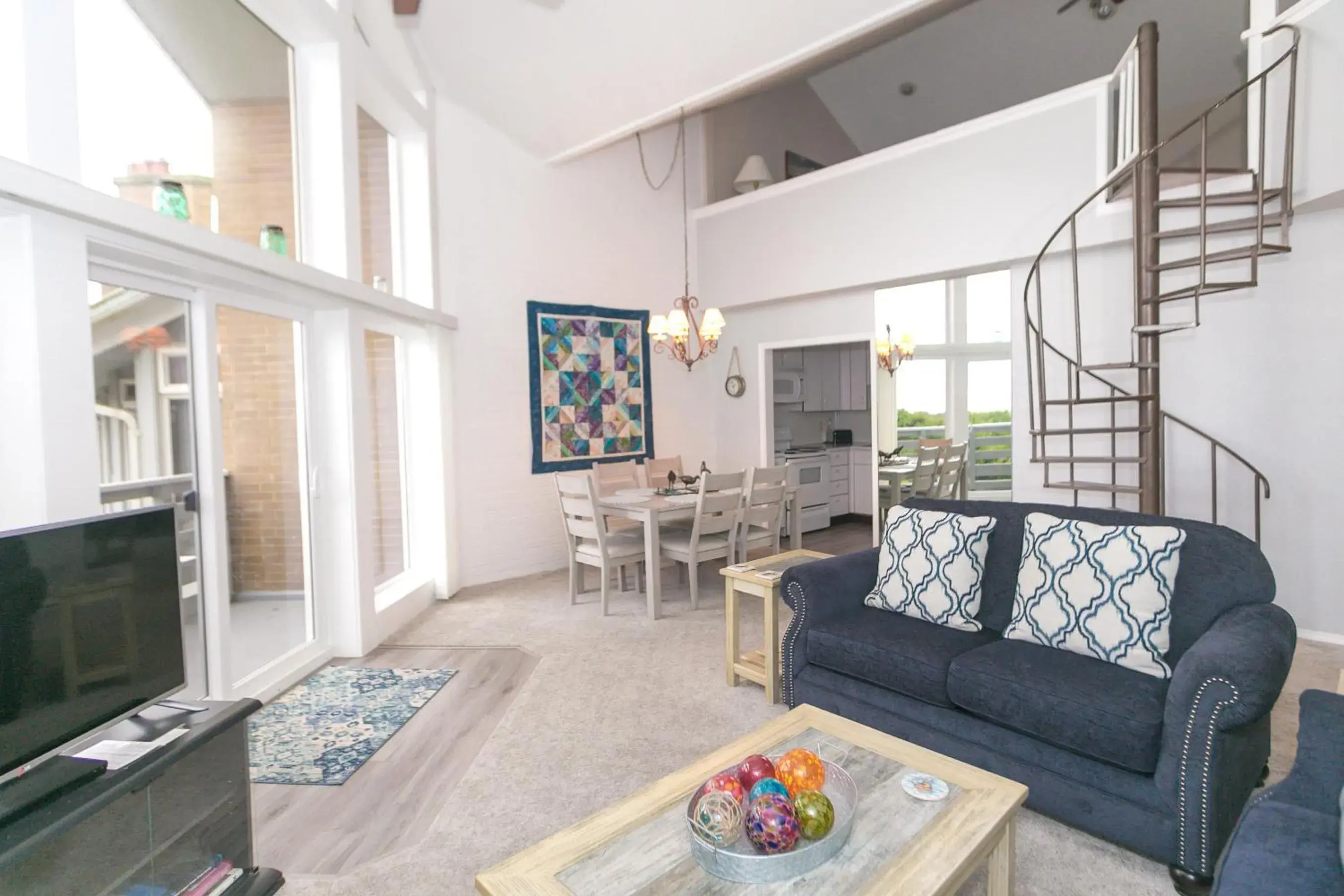 Penthouse Apartment - 307 - No Pets in Grey Gull Penthouse Apartment - 307 - No Pets in Grey Gull