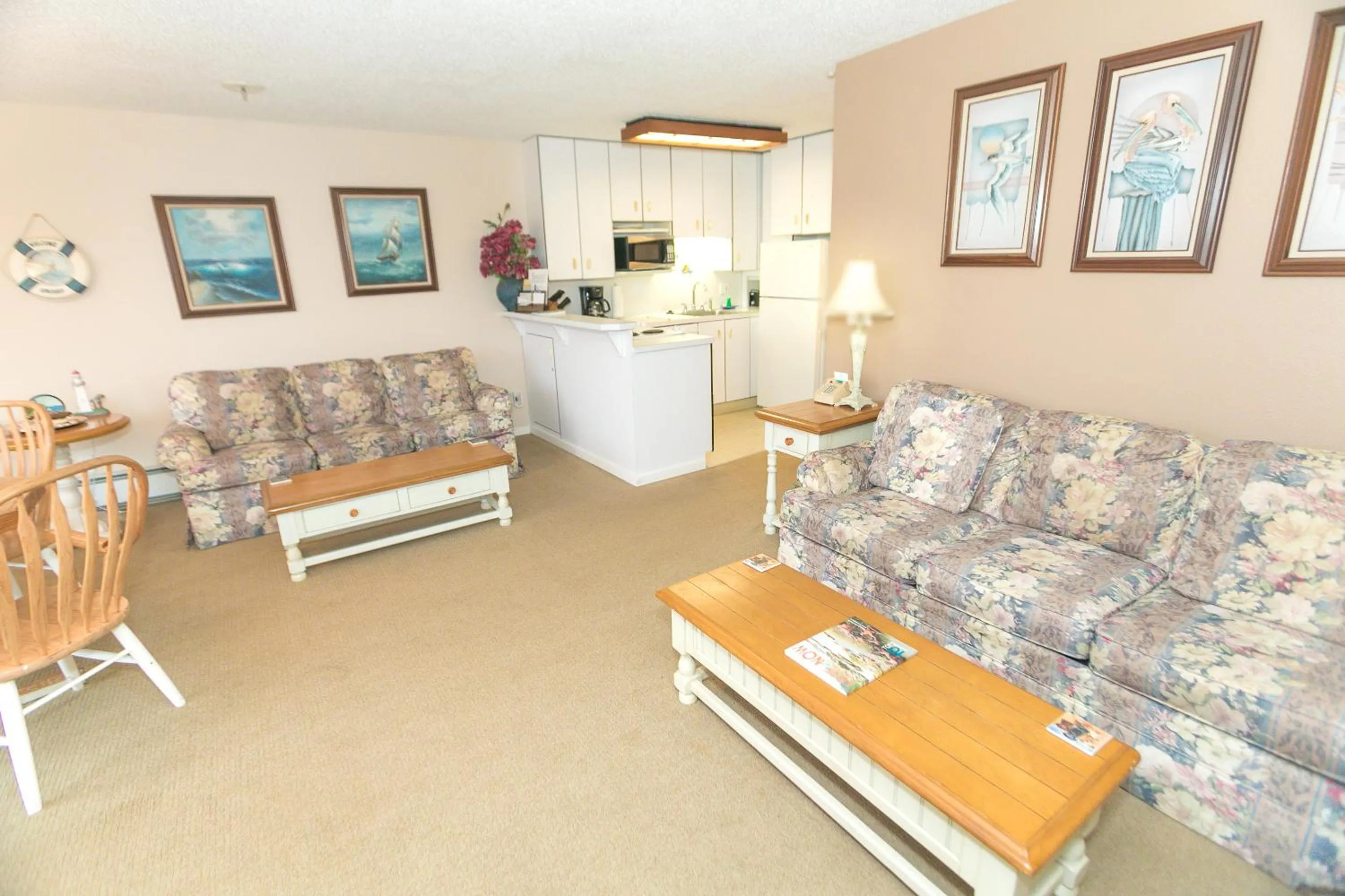 Living room in Grey Gull