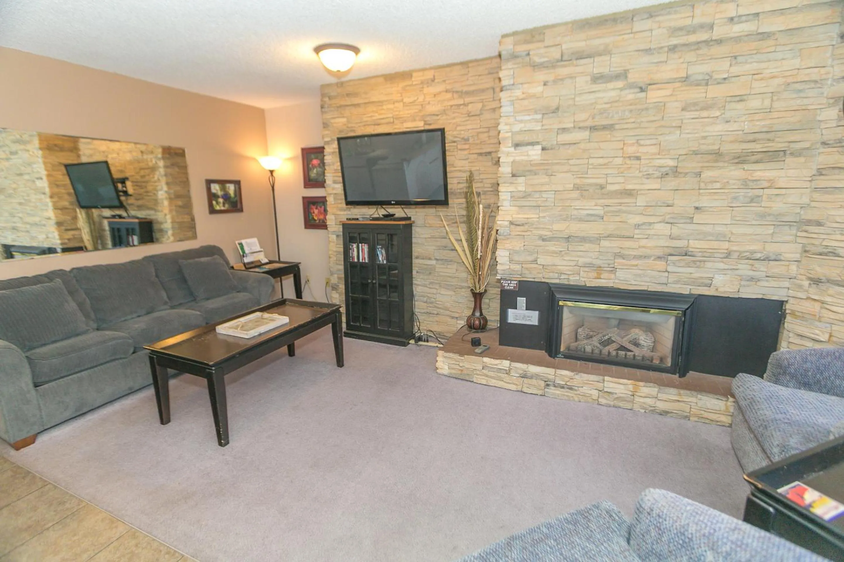 Living room in Grey Gull