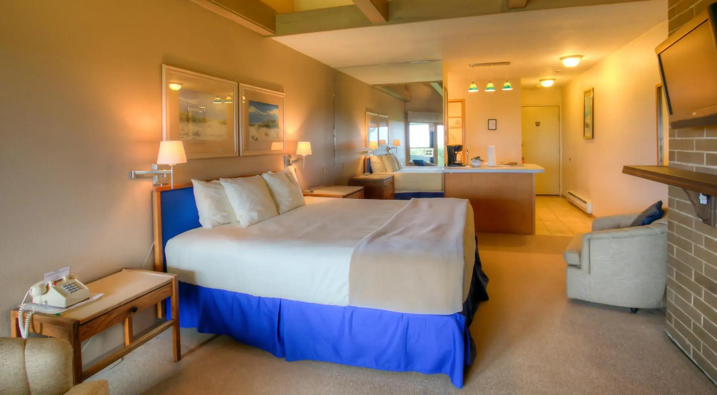 Studio Apartment with Sea View - 312 - No Pets in Grey Gull Studio Apartment with Sea View - 312 - No Pets in Grey Gull