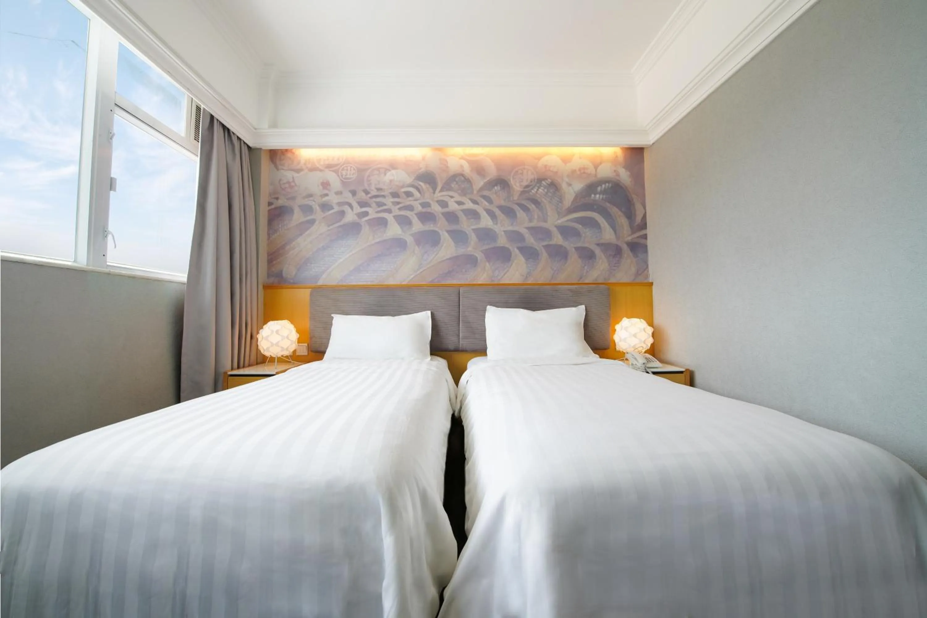 Property building, Bed in Warwick Hotel Cheung Chau