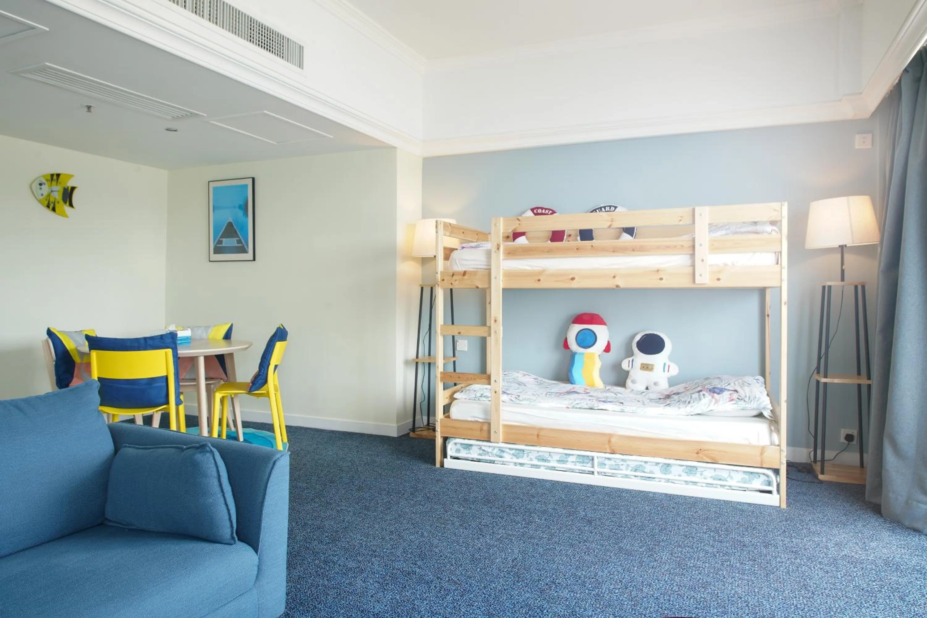 Bedroom, Bed in Warwick Hotel Cheung Chau