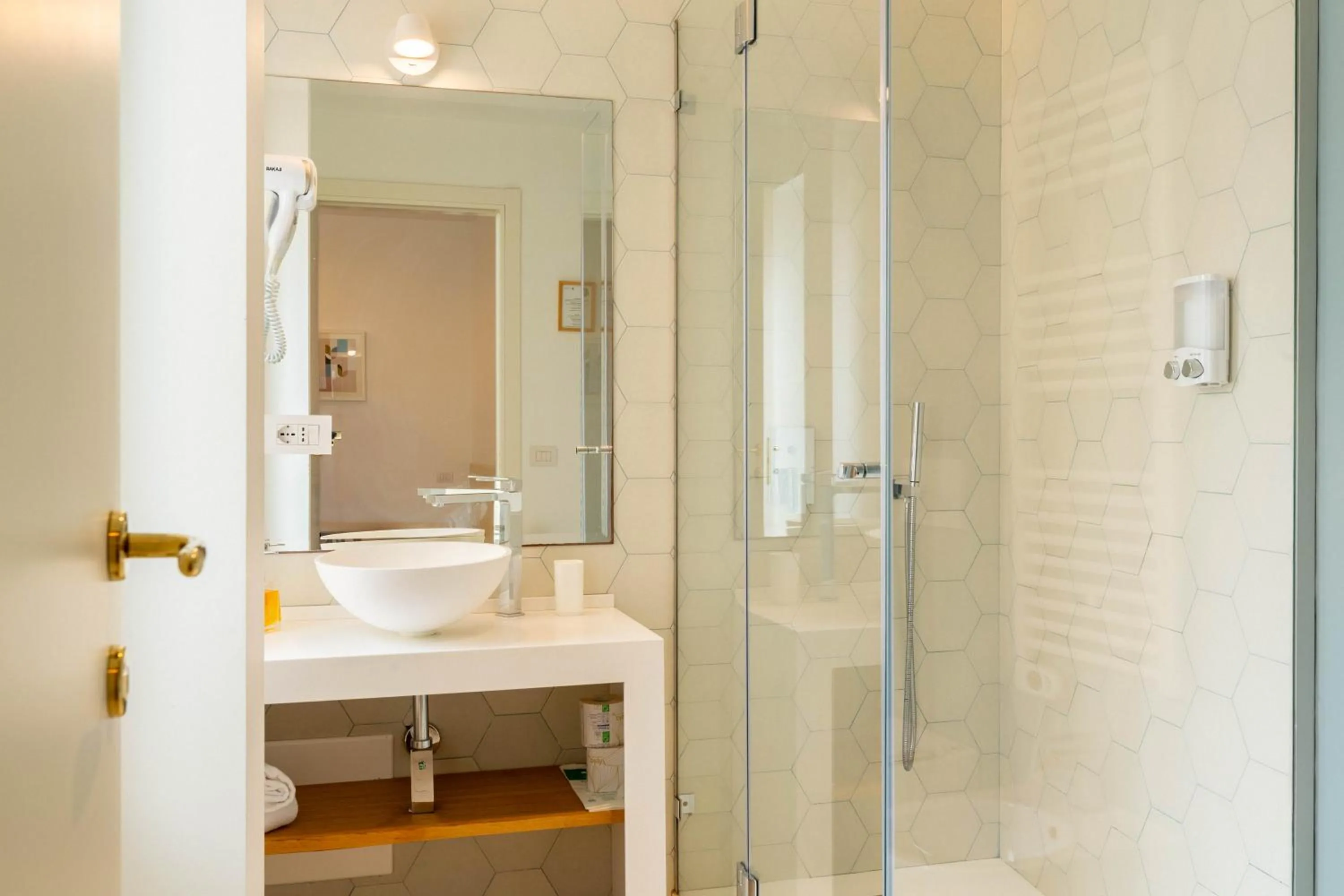 Bathroom in Hotel Aristeo