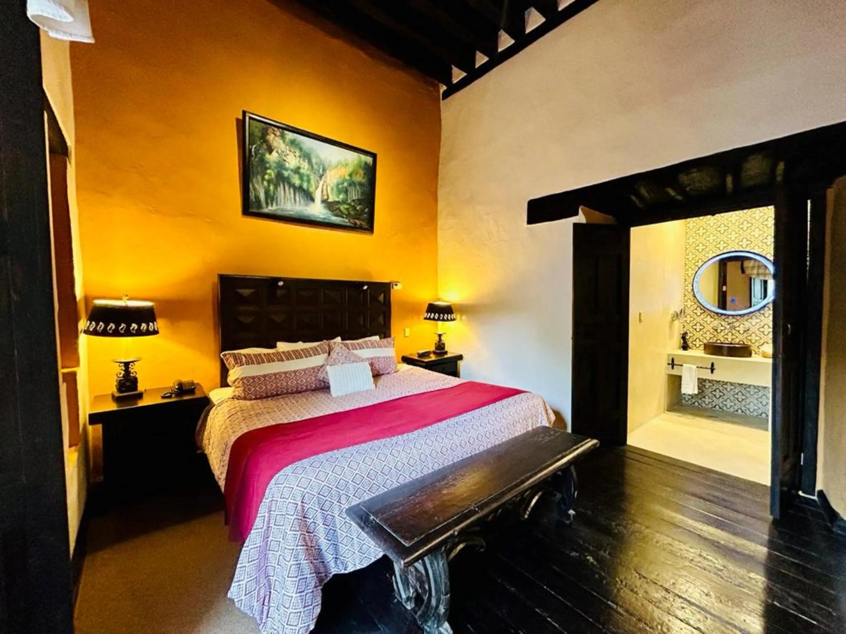 Photo of the whole room, Bed in Hotel Mansion Iturbe