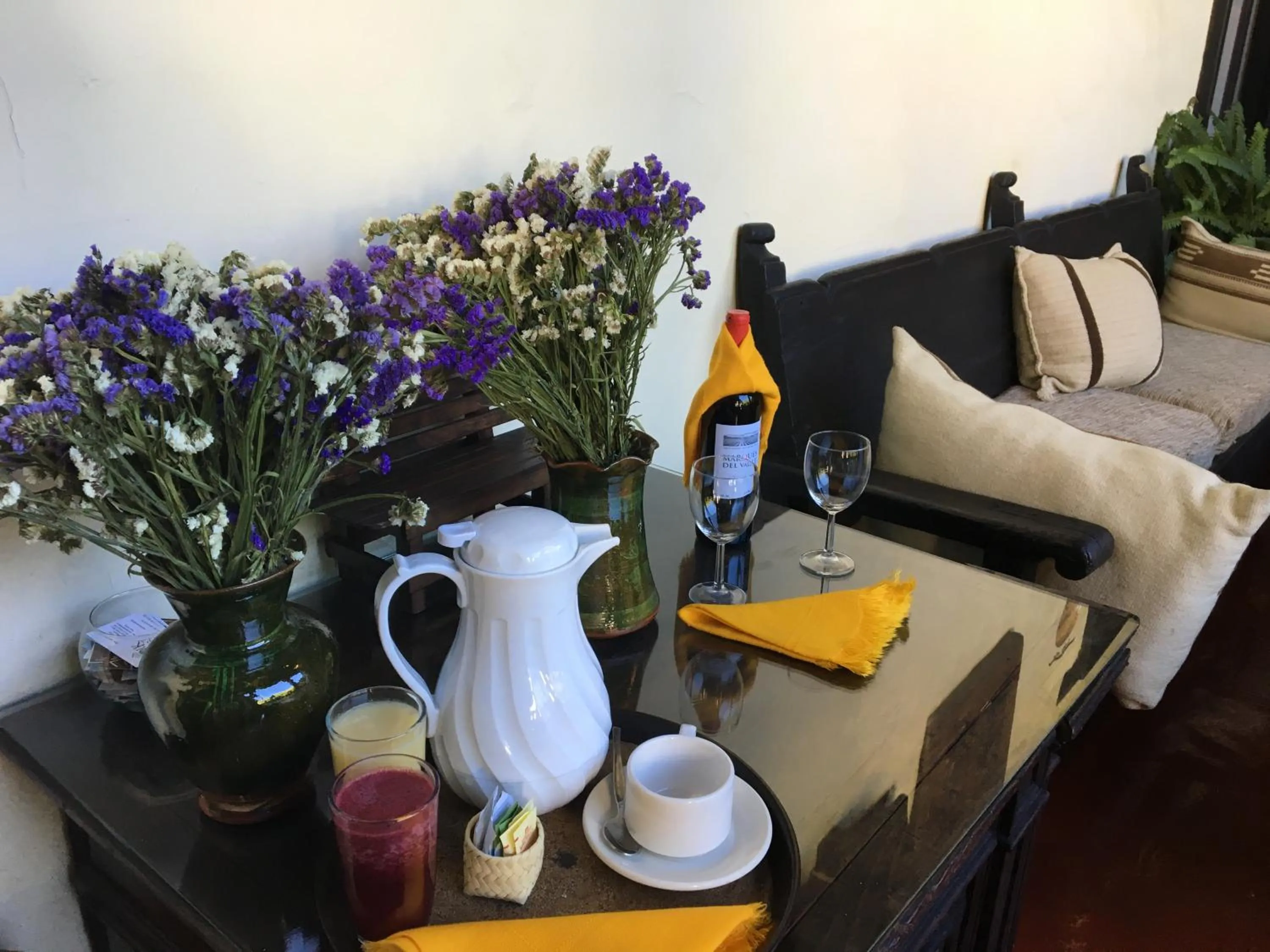 Food and drinks in Hotel Mansion Iturbe