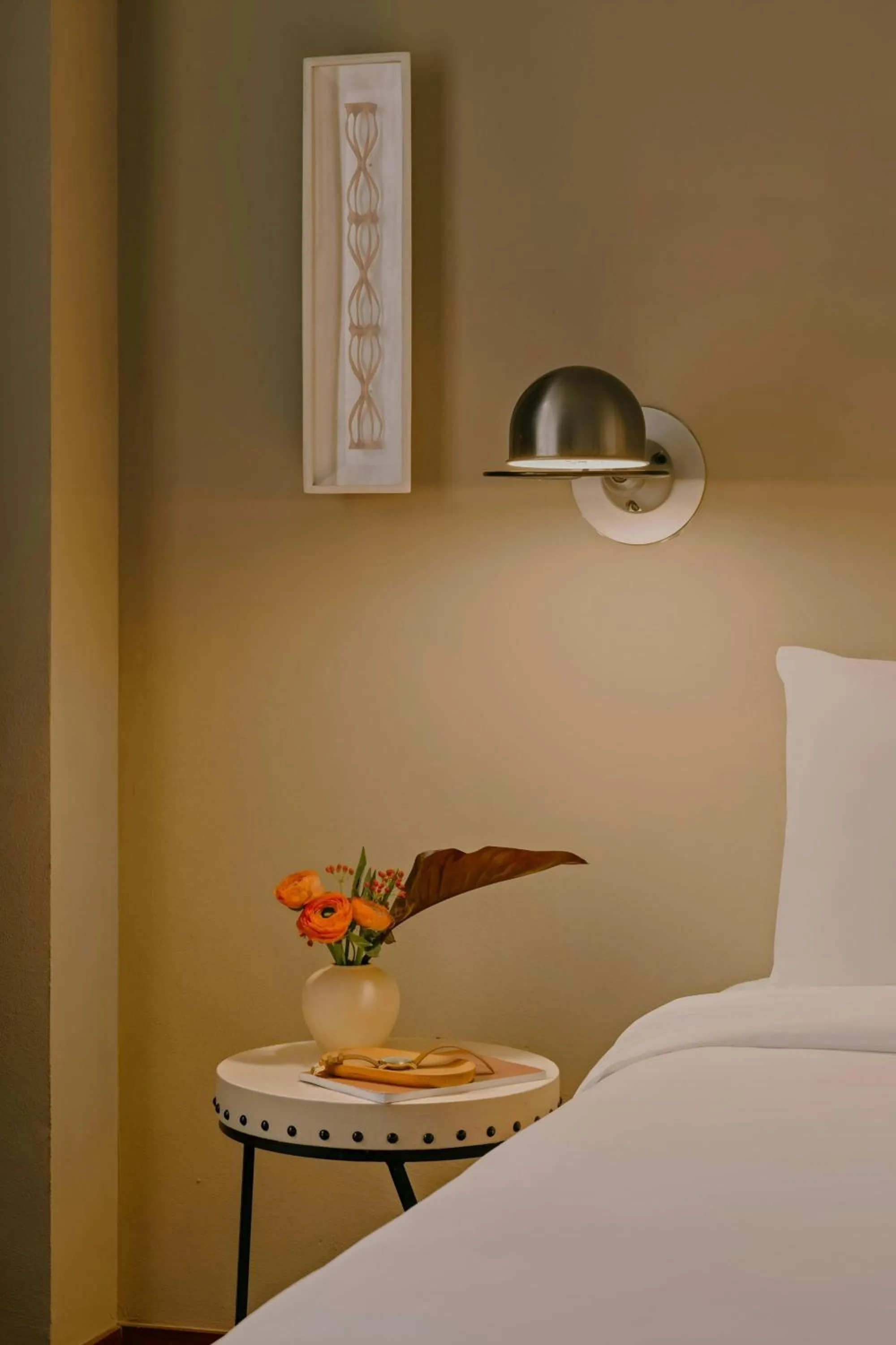 Photo of the whole room, Bed in Chambers Hotel Central Park South, Sonder by Marriott Bonvoy