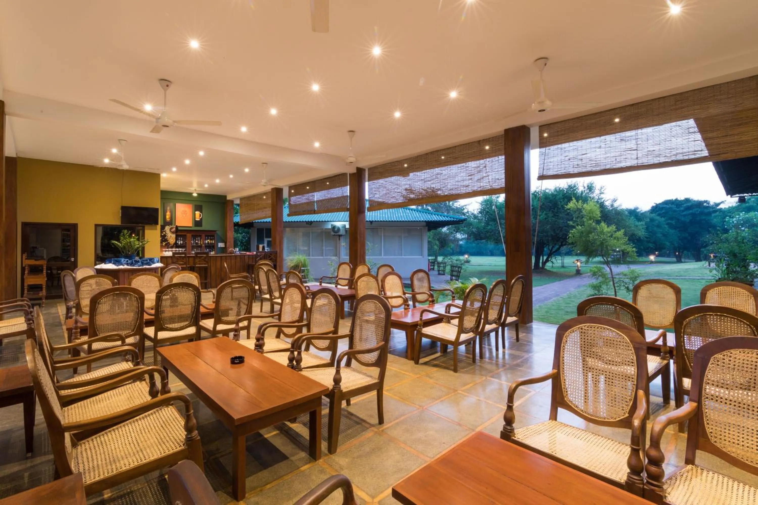 Lounge or bar in Camellia Resort And Spa