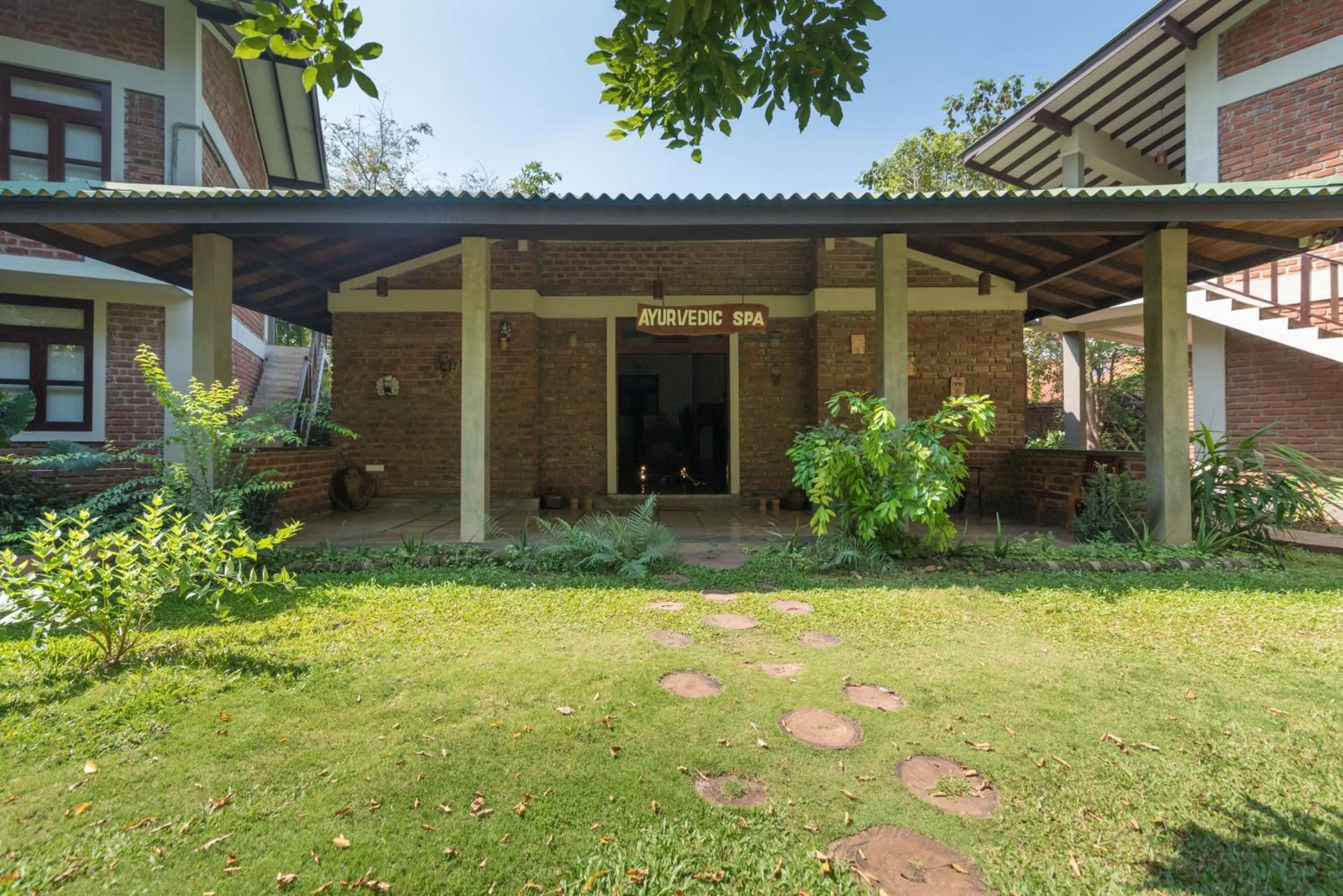 Massage in Camellia Resort And Spa