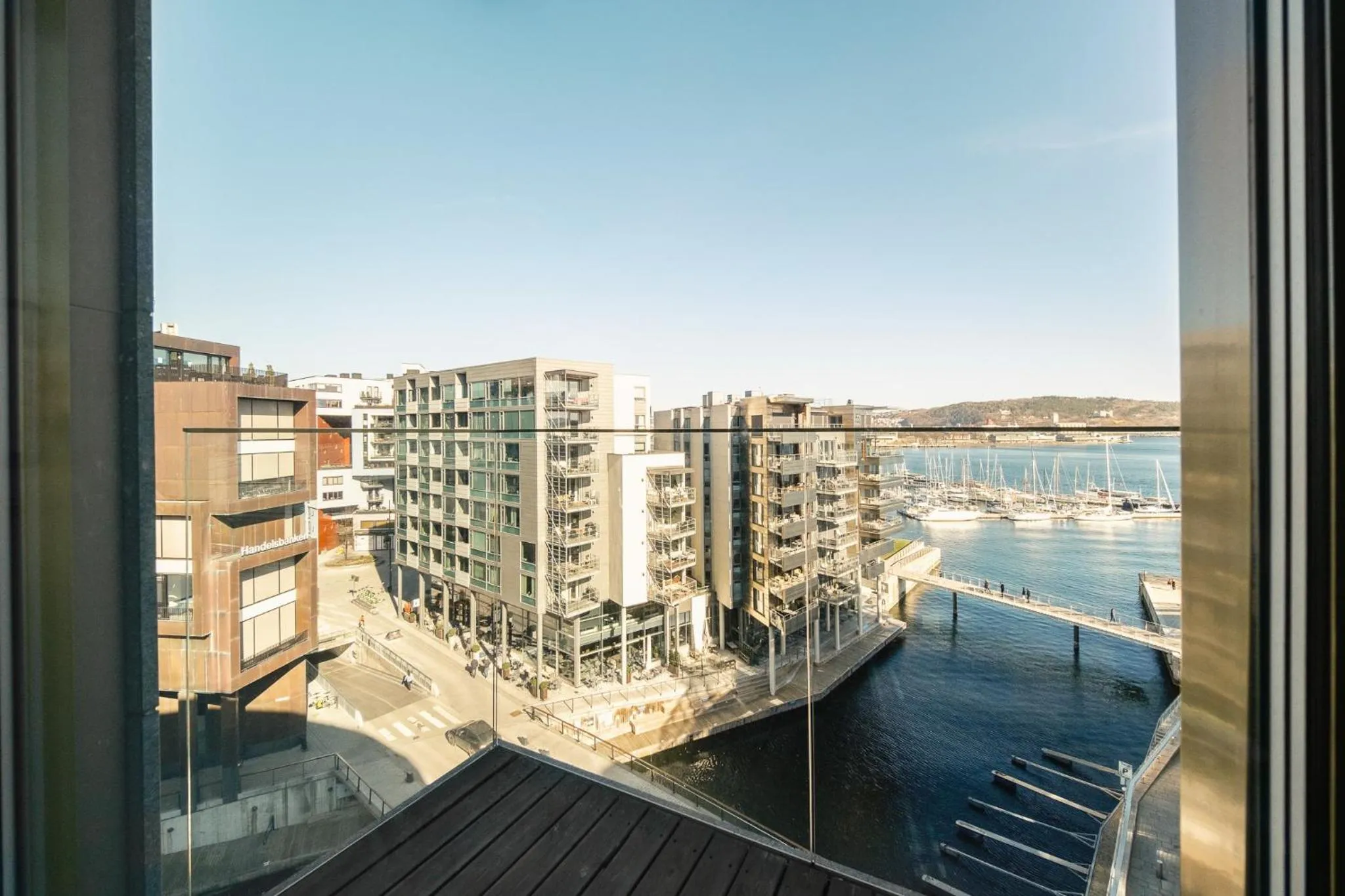 View (from property/room) in The Thief