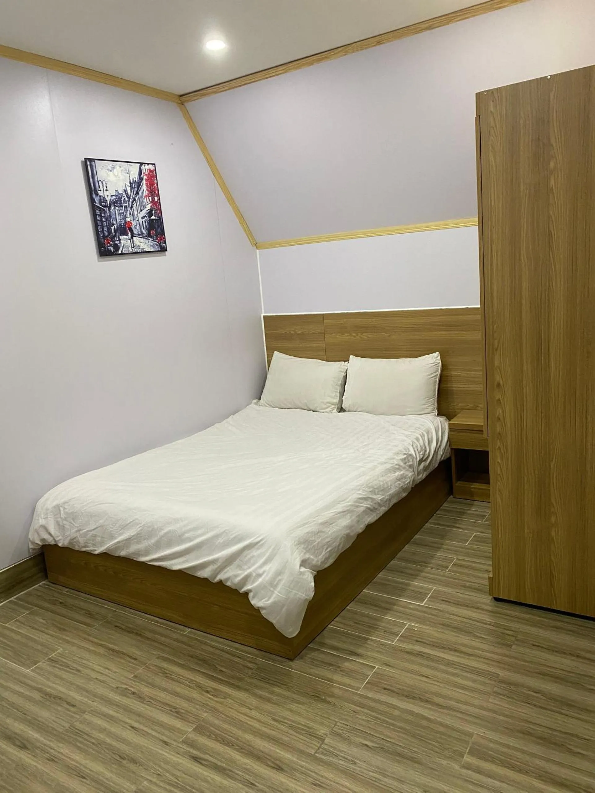 Bed in Lacami Dalat Hotel